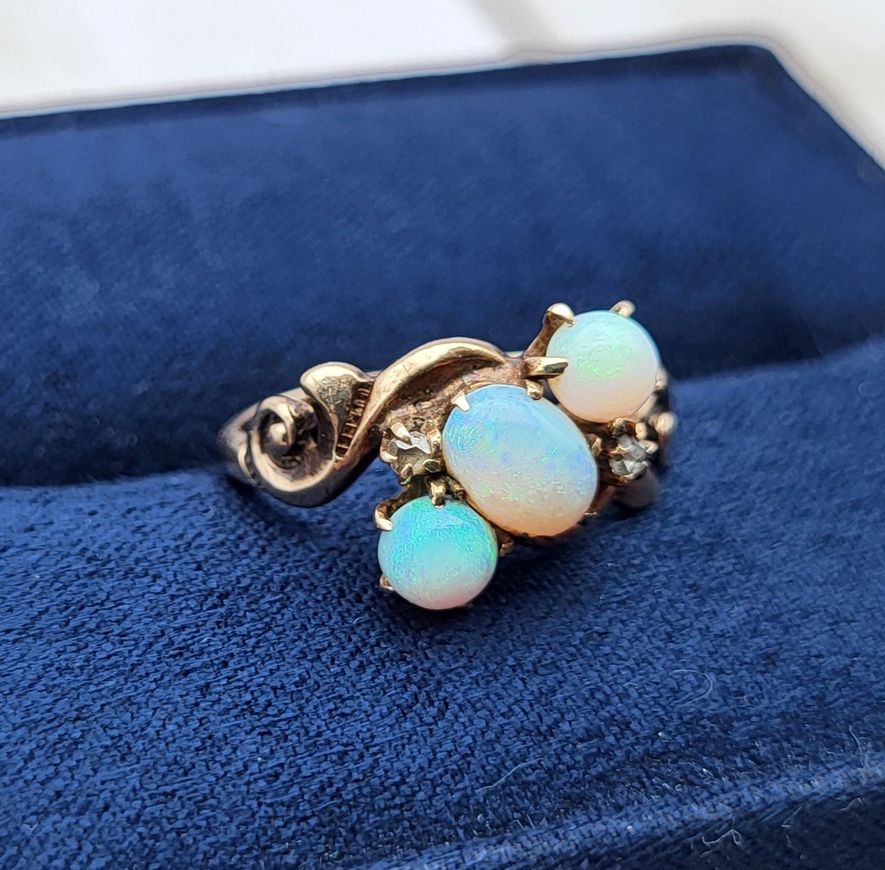 Antique Victorian 10K Gold Trilogy Opal & Diamond Ring Sz 4.25
