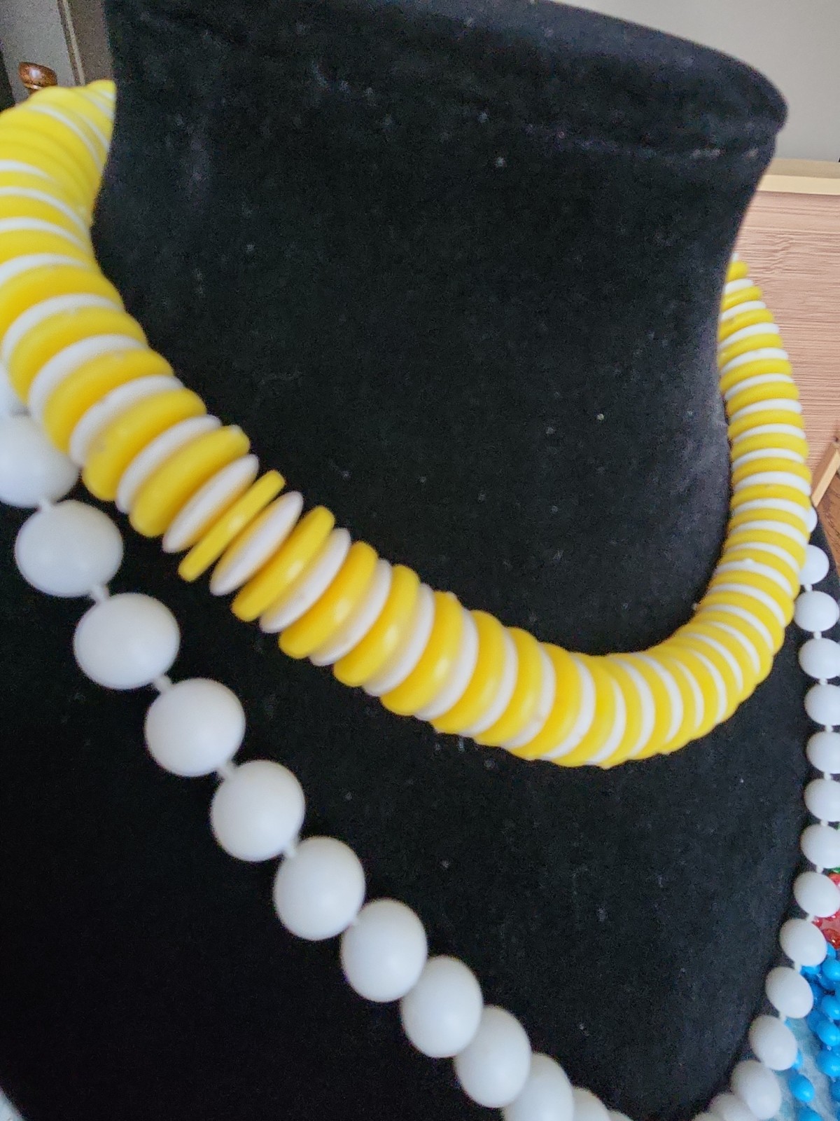 Huge Lot of Vintage Lucite acrylic Glass beaded Necklaces 1950s-1980s