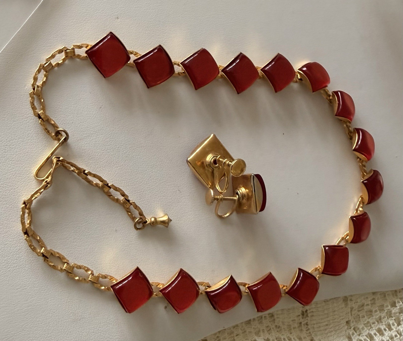 Vintage Fire Red Theromset Necklace Earrings and Brooch Set Gold Tone