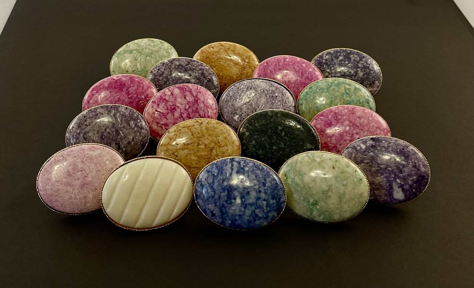 Scarf Clips Stone Purple Pink Blue Tan Green Black White Vintage Gold-Tone 18