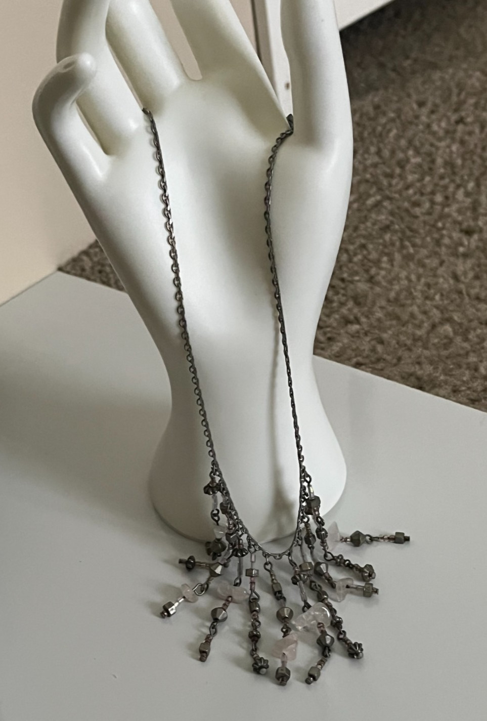 🌙NICKEL‑TONE CASCADING BIB NECKLACE • QUARTZ‑STYLE STONE CHIPS • ADJUST 16.5″