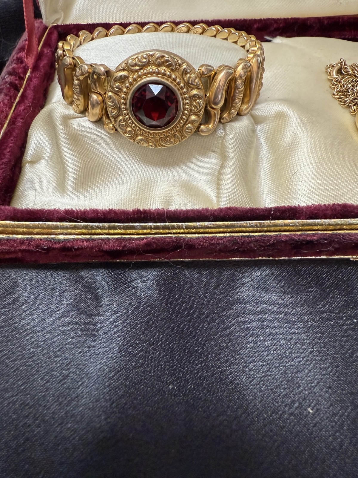 Antique Expansion Bracelet Necklace Set American Queen Pitman Keeler Red Stone
