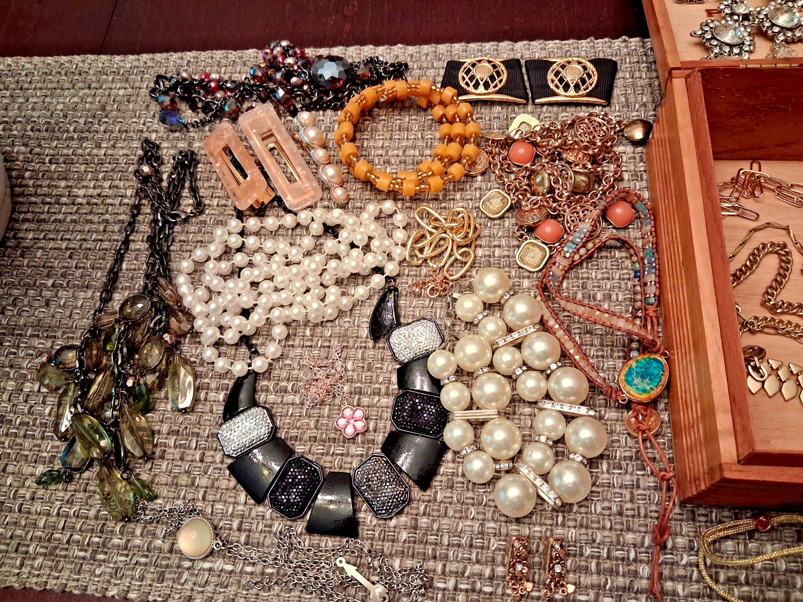 Vintage Modern Costume Jewelry Lot 50 + Pieces All Wearable Necklaces Bracelets