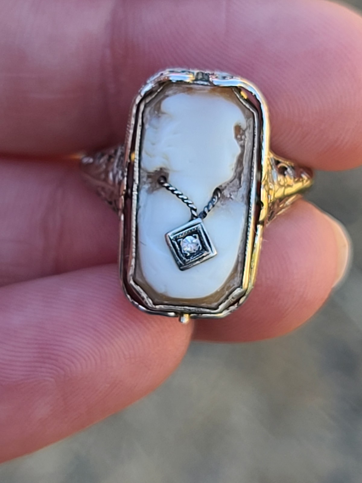 Antique 1928 Art Deco 14K White Gold Diamond Black Onyx Shell Cameo Flip Ring