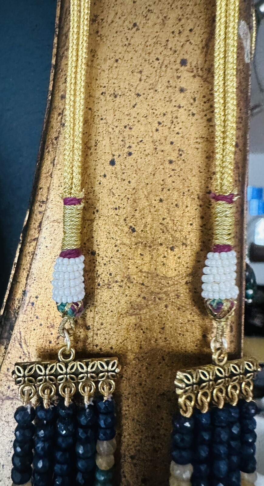 Vtg genuine emerald,sapphire,ruby strings multicolor necklace south western styl