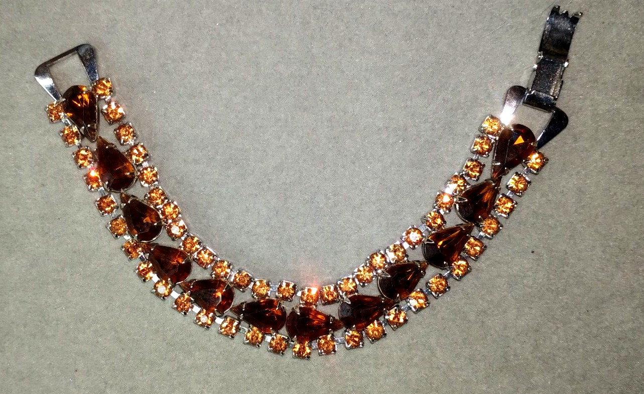 Vintage Juliana D&E Bracelet Amber Color Rhinestone Silver Tone 7 1/4″ X 5/8″