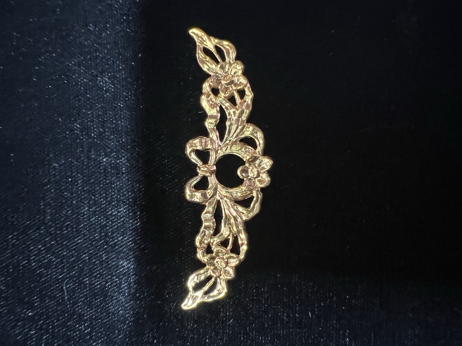 Large Vintage Gold Plated Brass Stamping Bows/Floral Sconce for Jewelry/Crafting