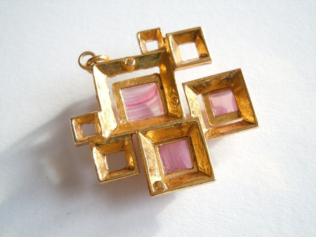 Vintage Pendant Square Glass Stones Pink 21.4 G/5.2 X 4.6 Cm