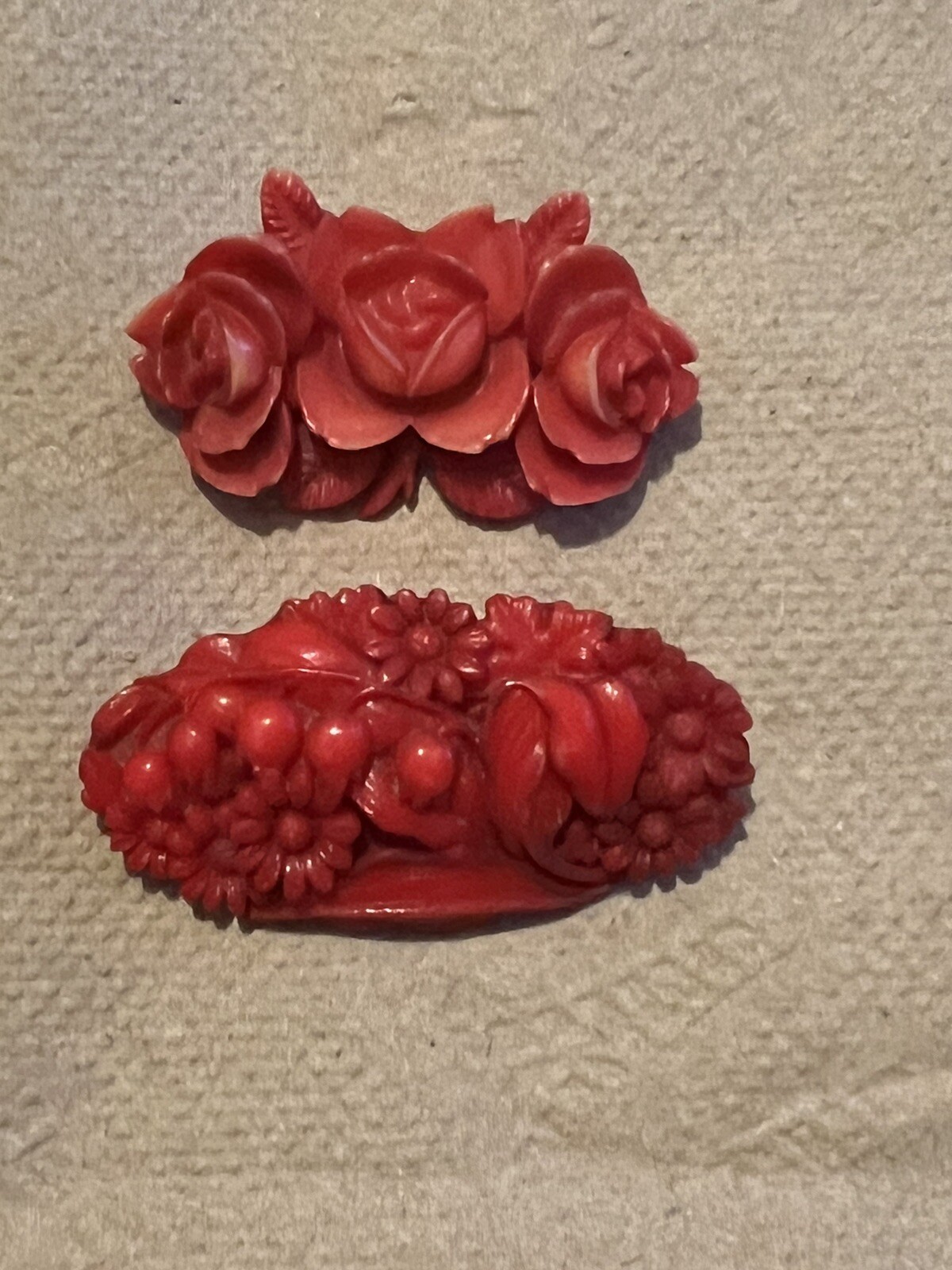 2 Vintage Carved Red Celluloid Plastic Rose Bouquet Floral Brooch Pin Lot
