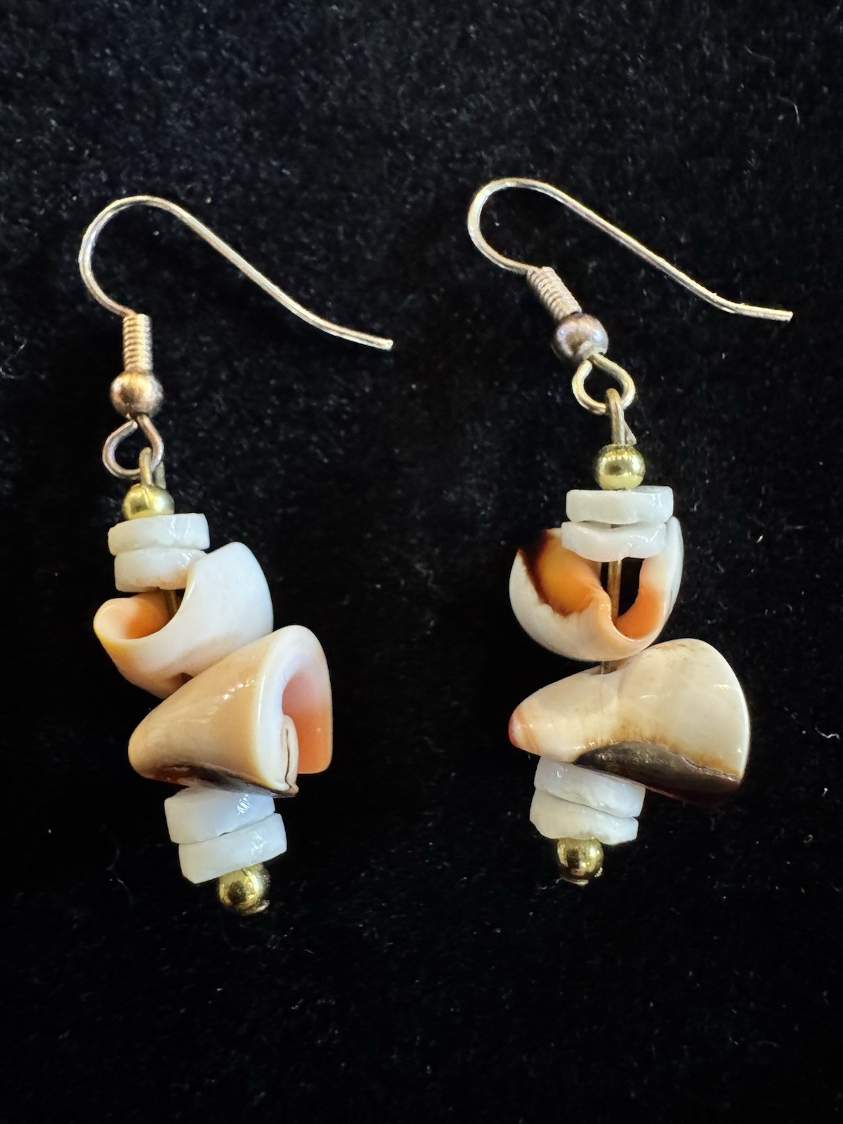Vintage Shell Bracelet And Pierced Drop Earrings Set Tropical Jewelry