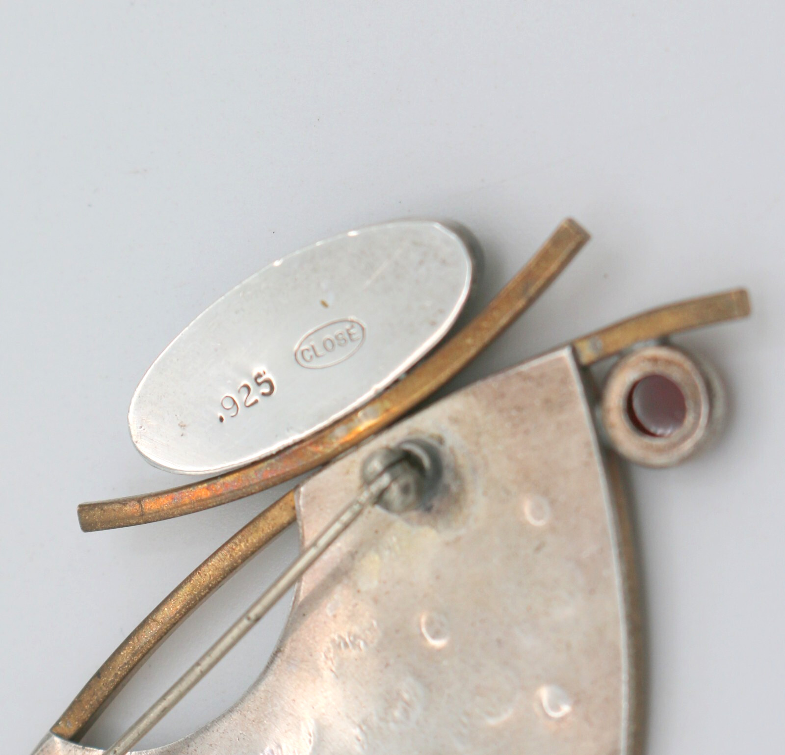 VTG Modernist Deborah CLOSE Sterling Mixed Metal Garnet Cabochon Onyx Pin Brooch