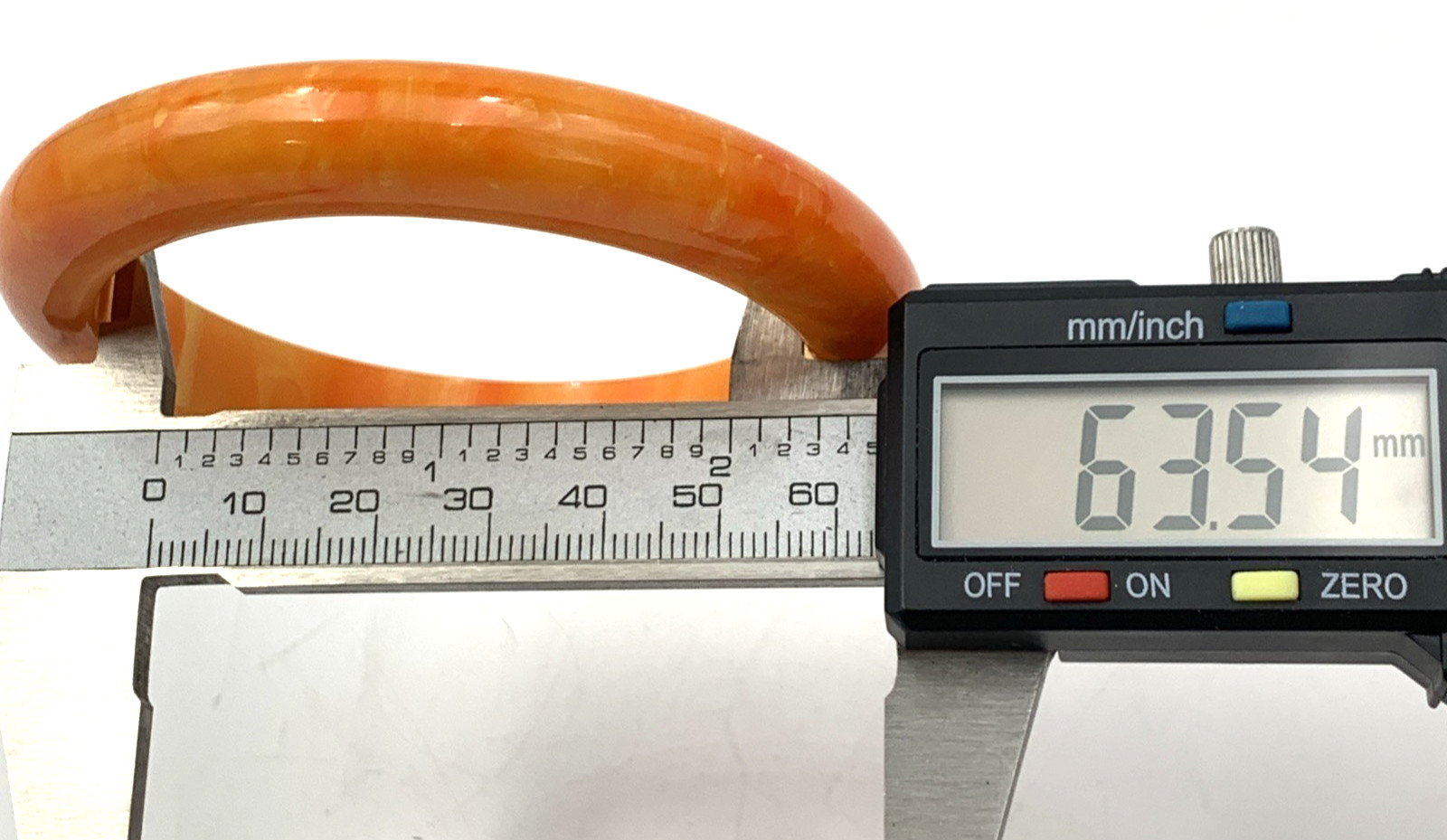 Vintage 12 mm Wide BAKELITE Bangle Bracelet Orange Marbled 29.3g 8″ IC