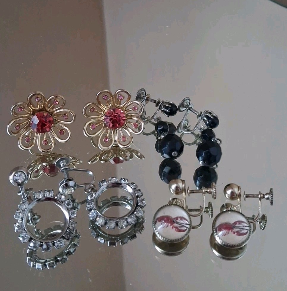 Vintage Lot Of 4 Screw Back Earrings 1930’s – 1950’s