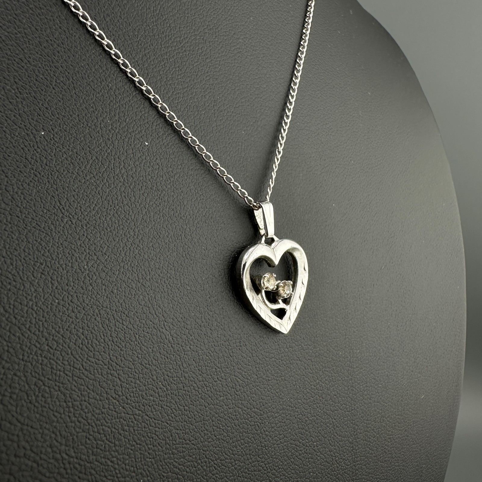 Vintage Sterling Silver Rhinestone Heart Pendant Necklace 925 Chain 16″ Signed