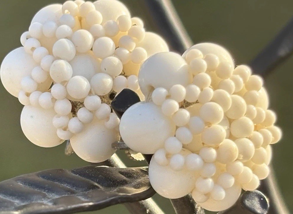 Vintage Japan White Cluster Earrings Screwback Grape Bead Bridal Cottagecore