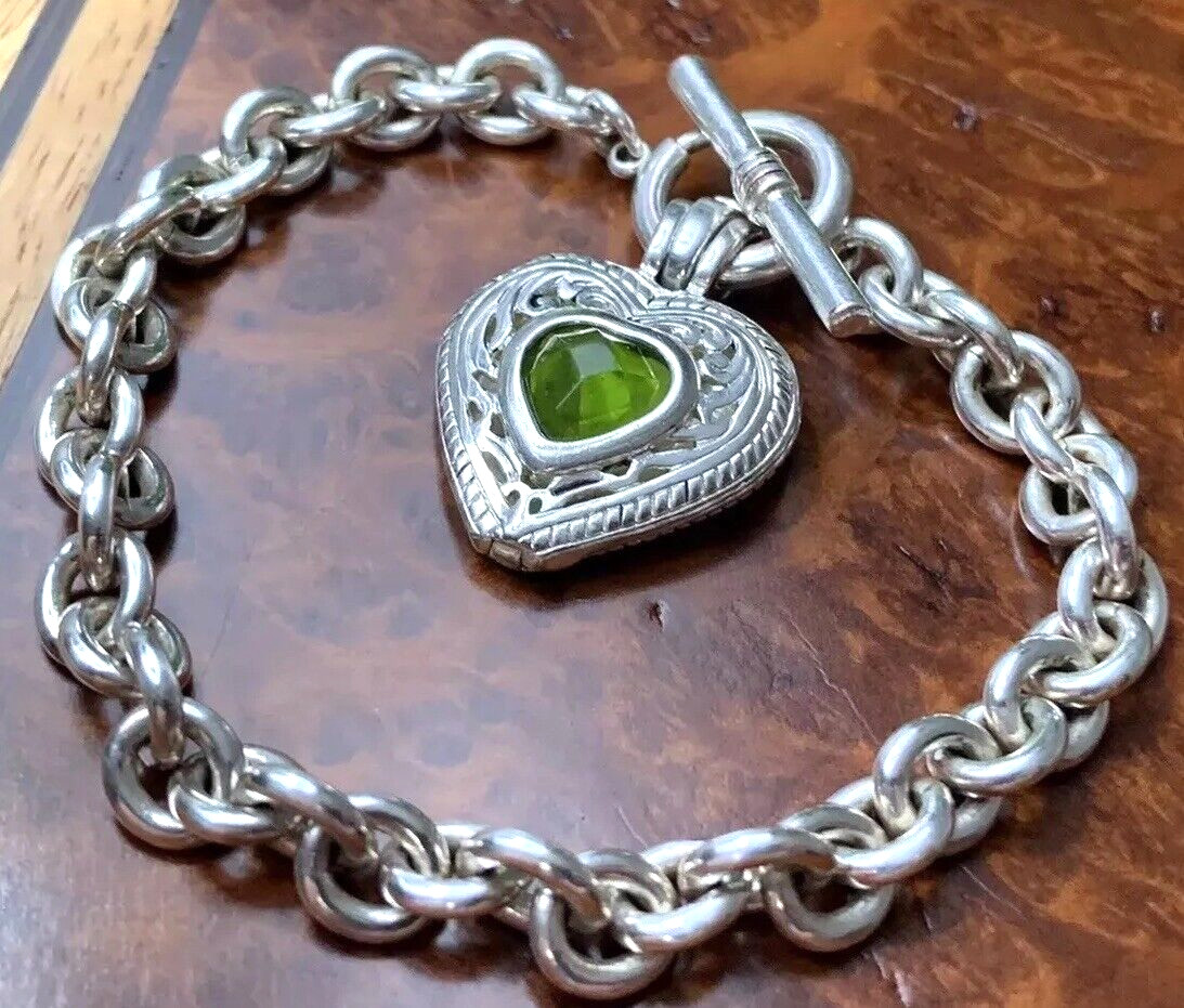 Vintage “Sister” JC Silver Plate Green Peridot Birthstone Ladies Heart Bracelet