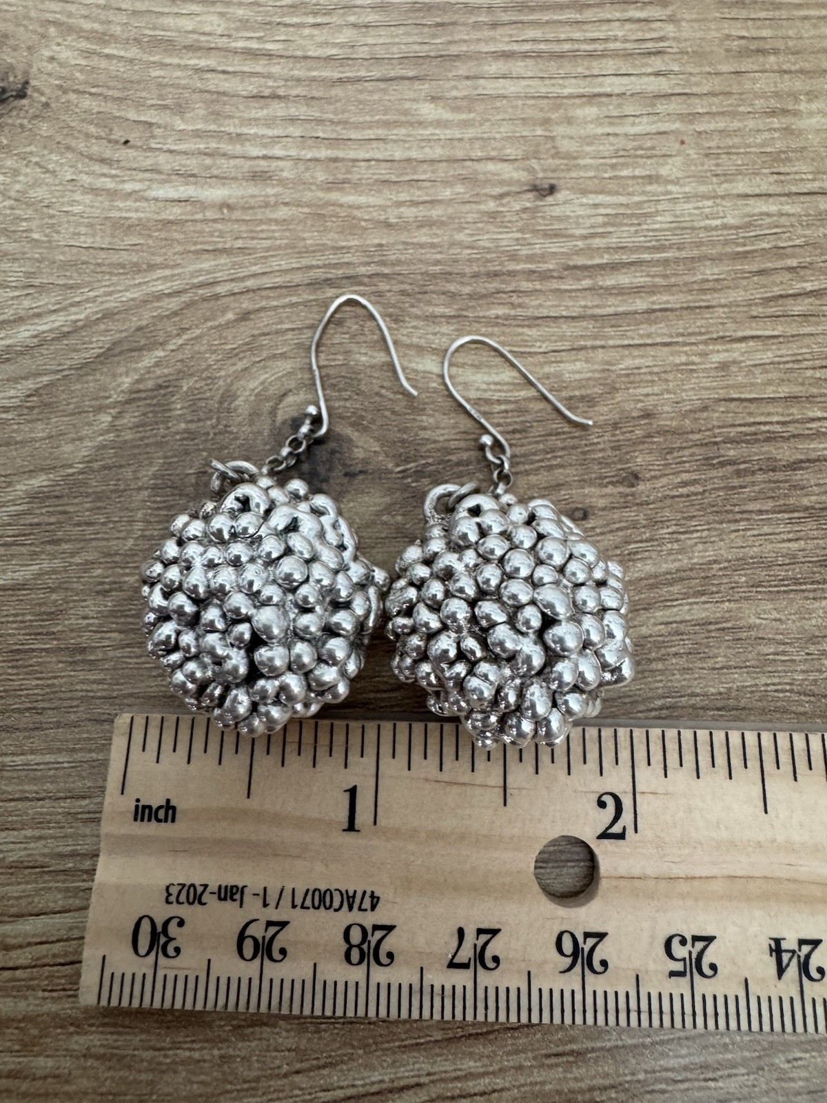 Vintage Silver Tone Textured Round Cluster Ball Dangle Drop Hook Earrings
