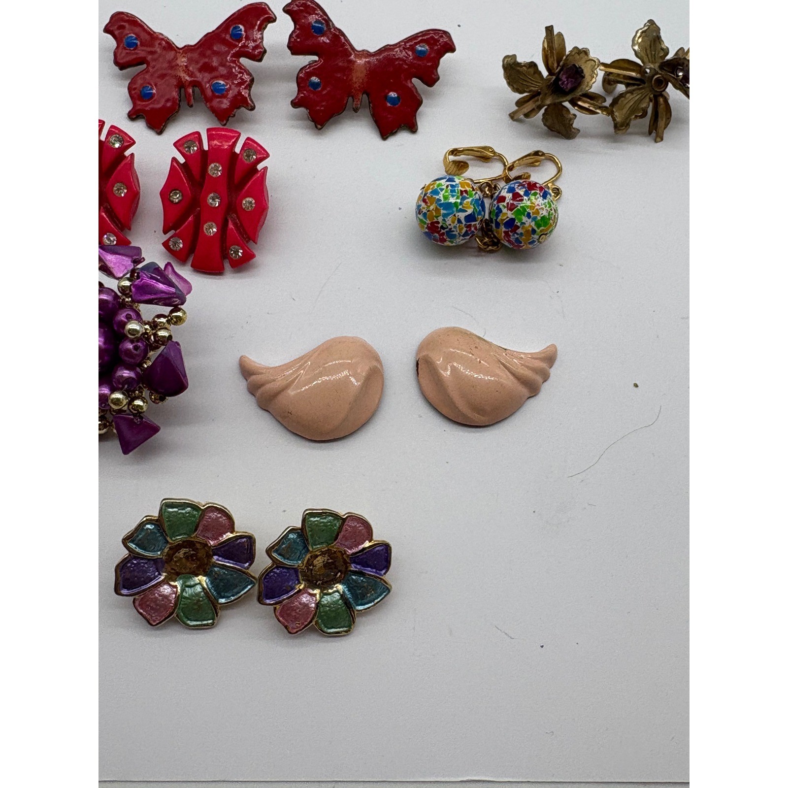 Vintage Clip On Earrings Lot 8 Pairs Purple Pink Red Butterfly Floral Enamel J36
