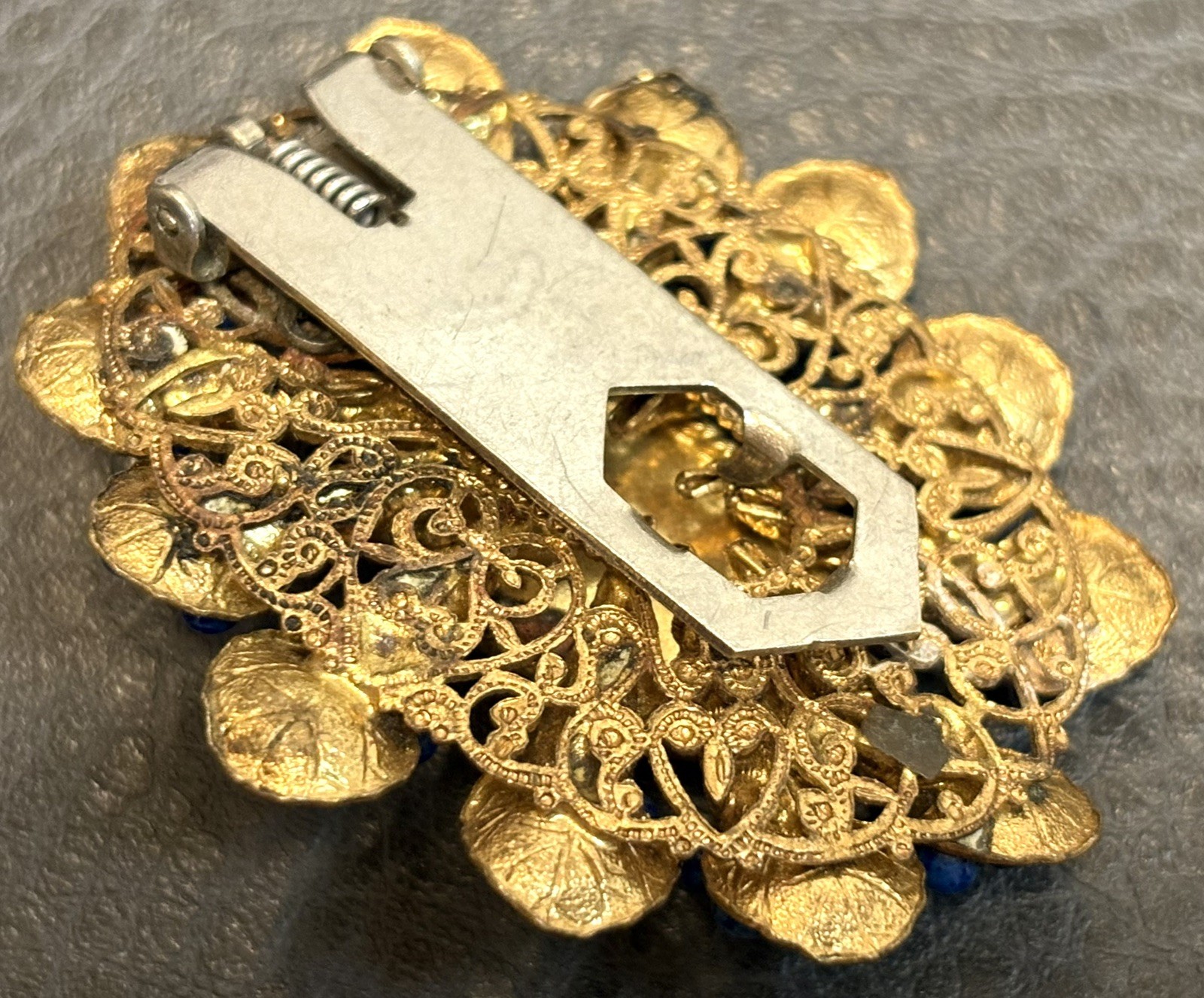 Vintage Large Faux Lapis Wire Beads Gold Tone Filigree Fur Clip Brooch