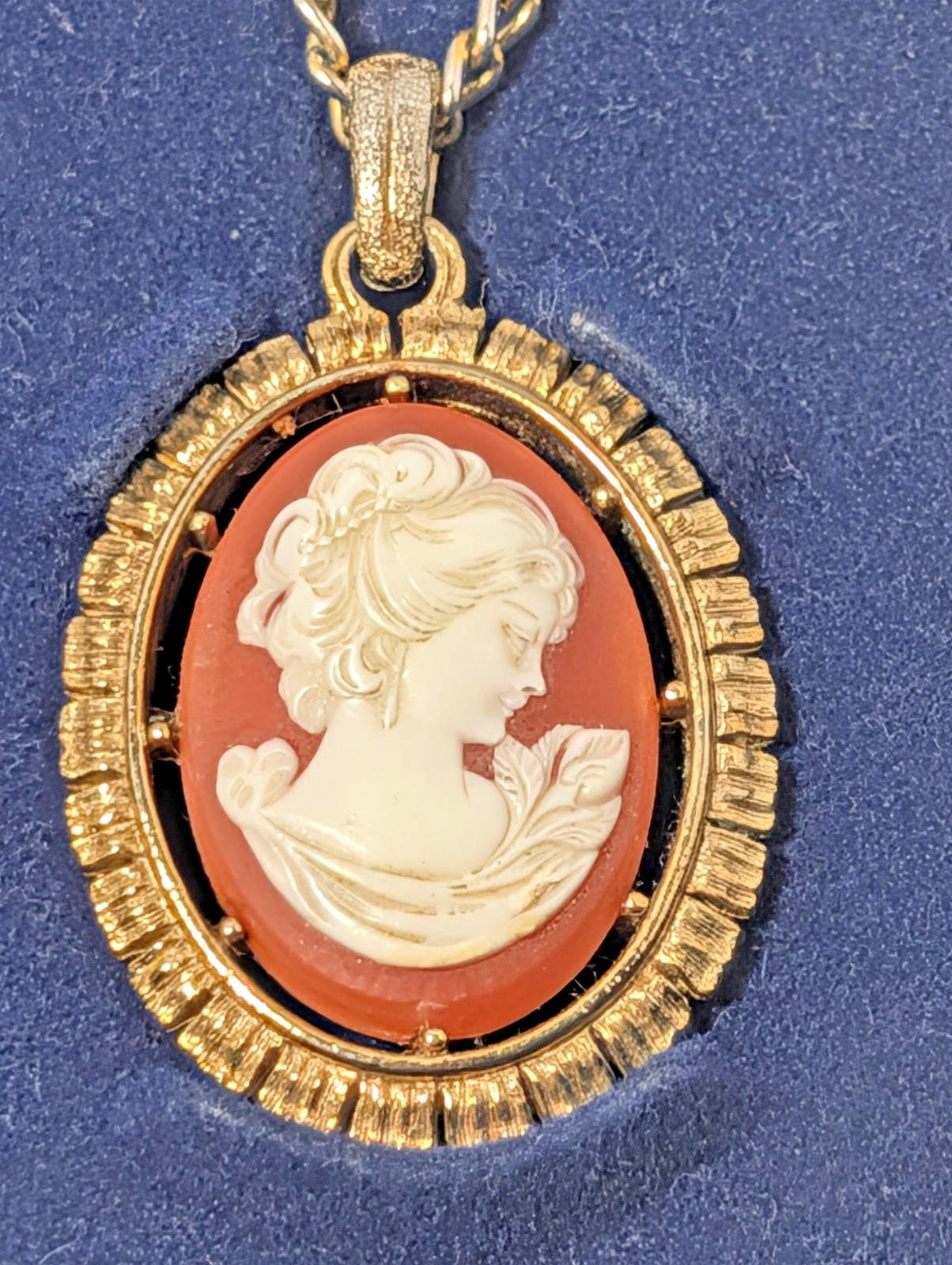 Avon Cameo Necklace + 1993 Pewter Ornament + Aspen Leaf Jewelry Lot NICE