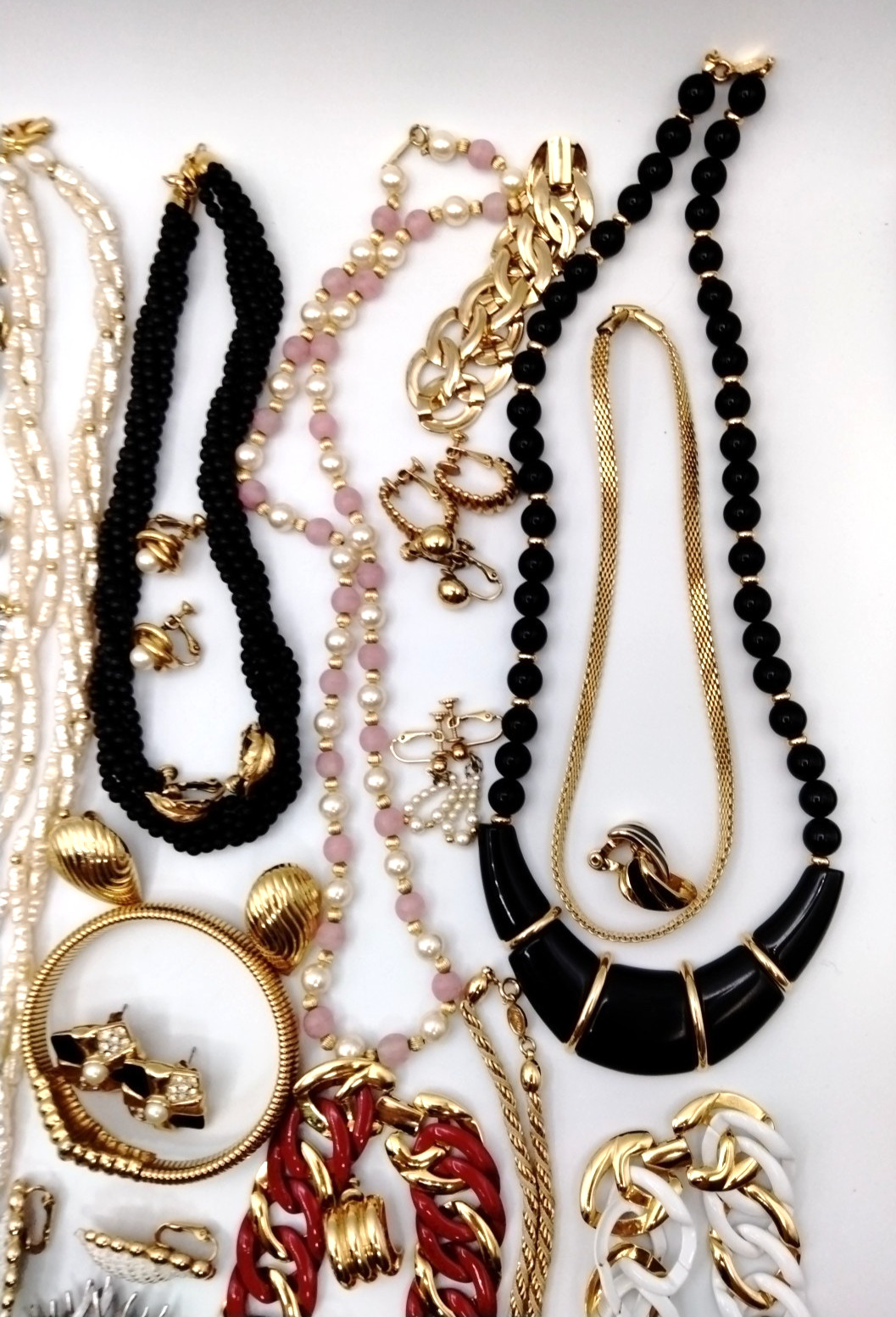 Vintage Jewelry Lot Coro Trifari Monet Sarah Coventry Necklace Earring Brooch