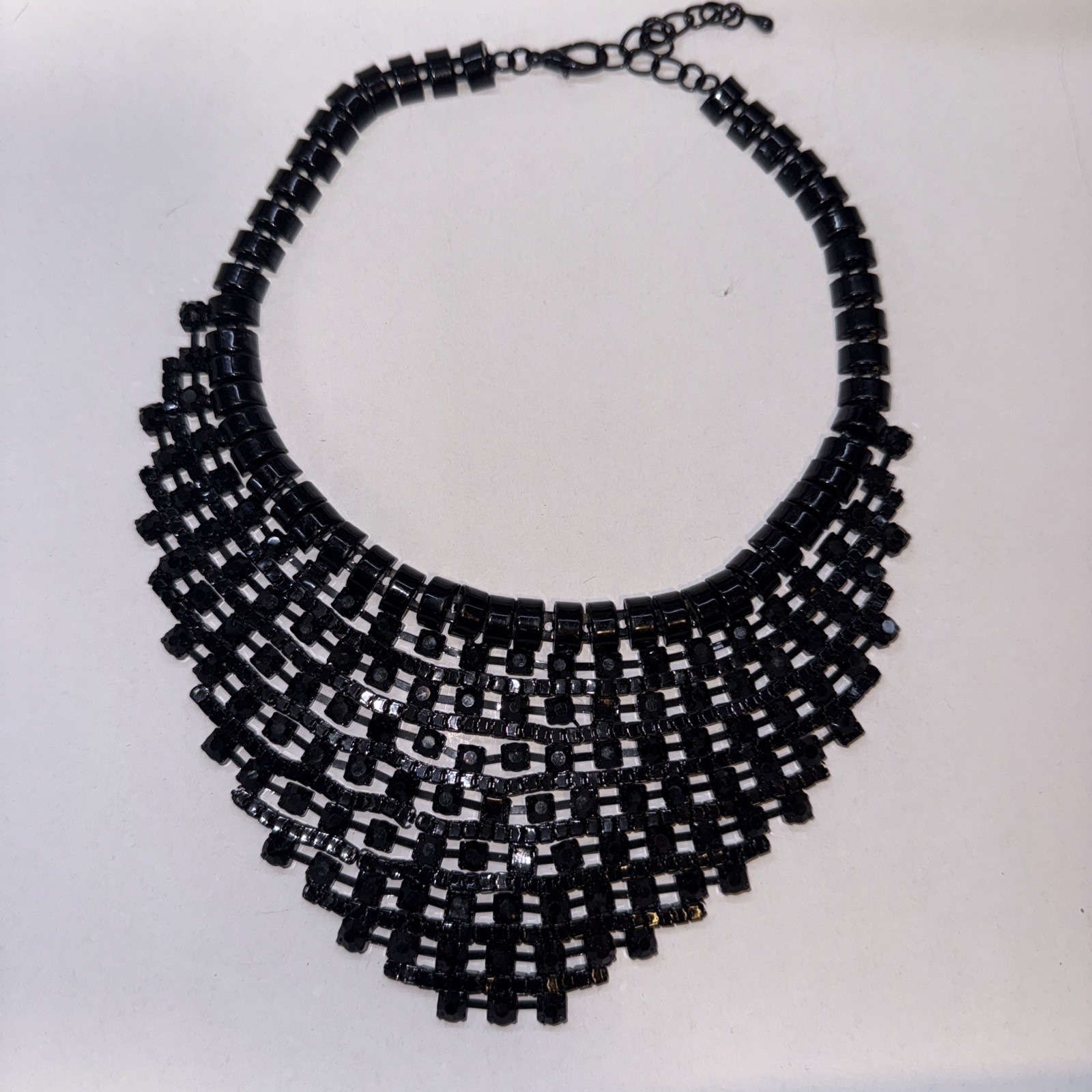 Vintage Choker Bib Necklace 16″ with 3″ extender – black woven beads