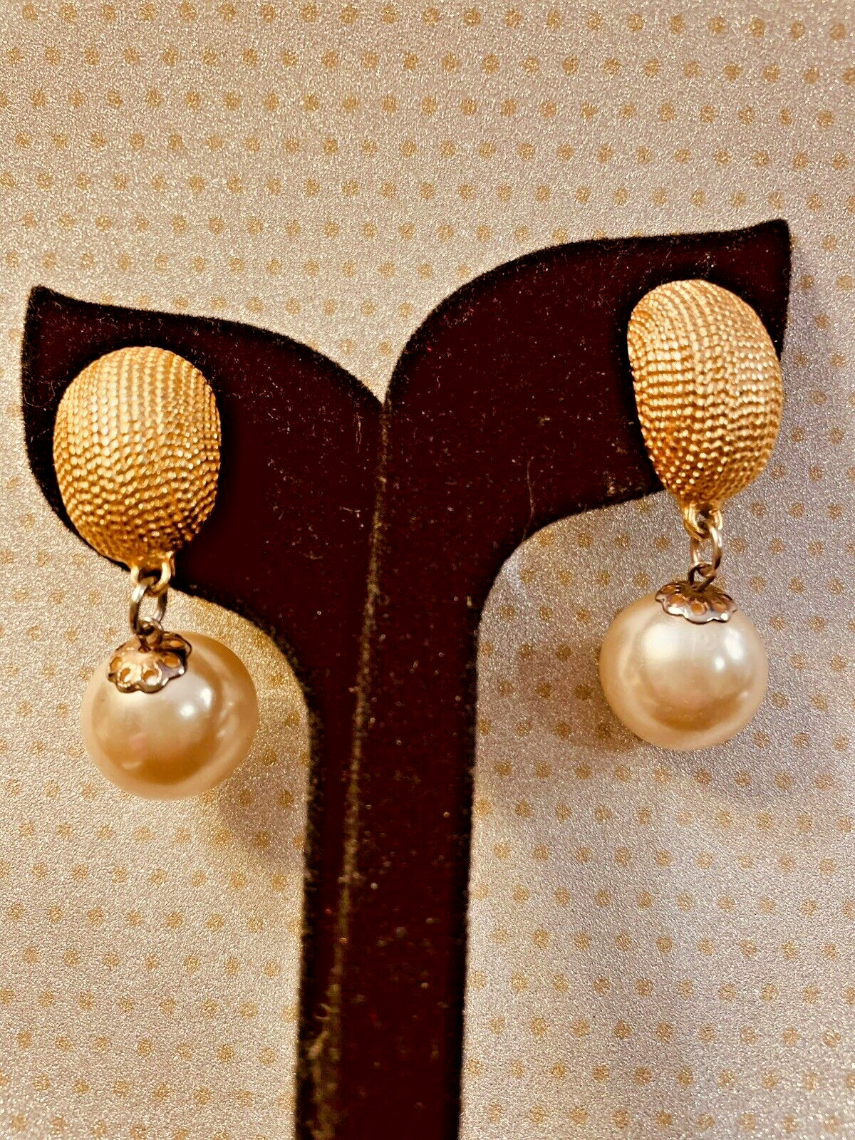 Elegant Dangle Drop Earrings Faux Pearl Chic Textured Gold Plate Metal Clip 2″