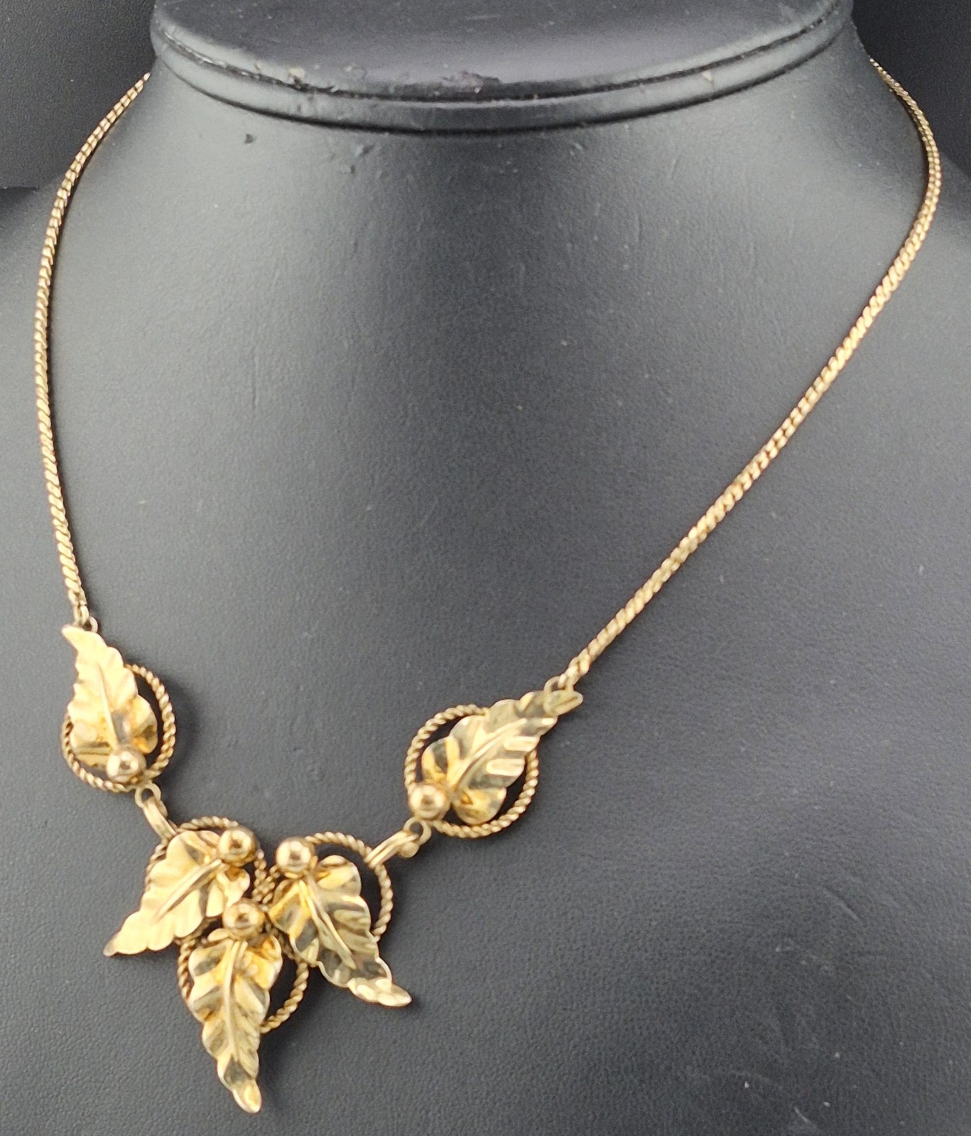 Vintage Van Dell 1/20 12k Gold Fill Leaf Collar Choker 16″ Necklace