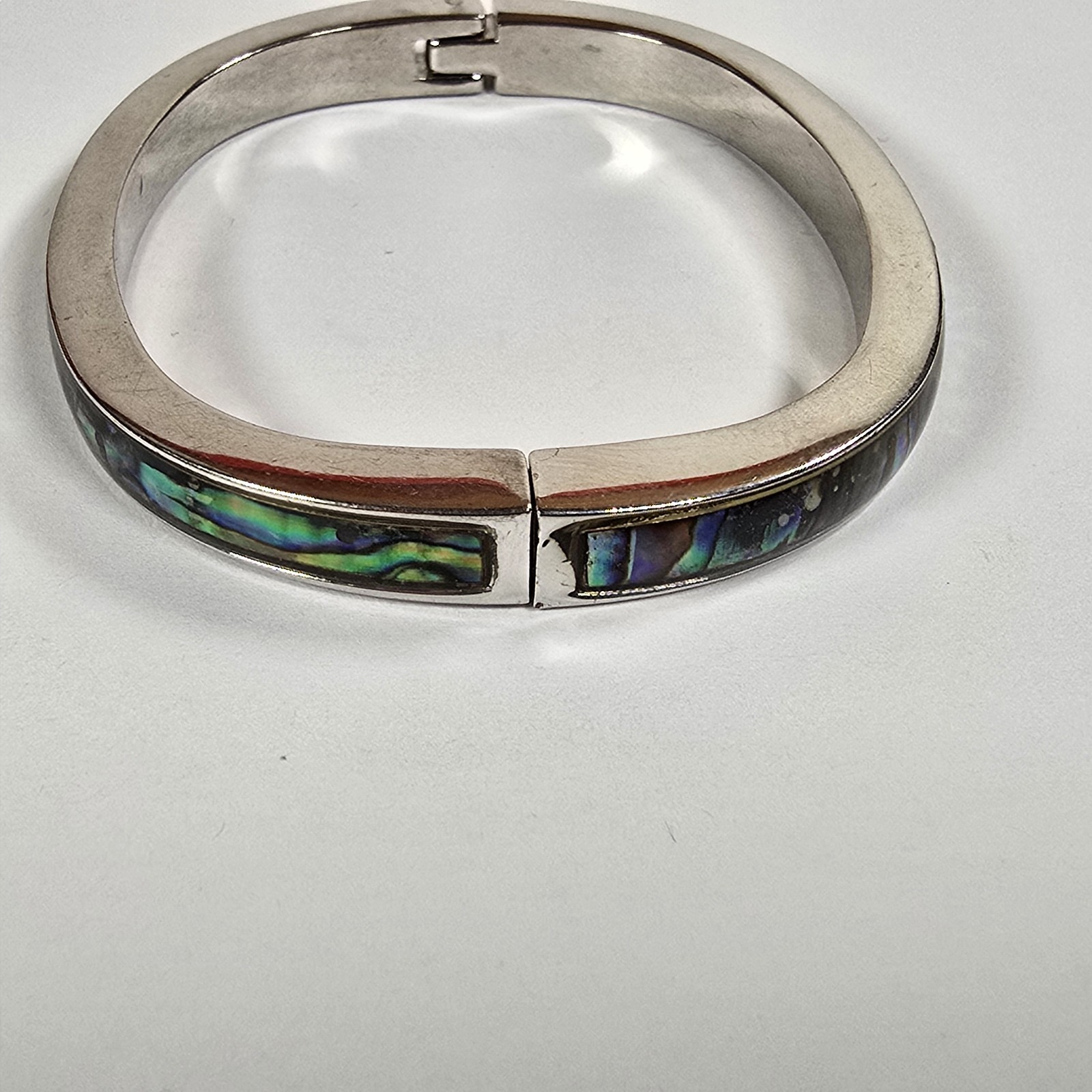 Silver Tone Abalone Shell Inlay Hinged Bangle Bracelet Oval Paua Style