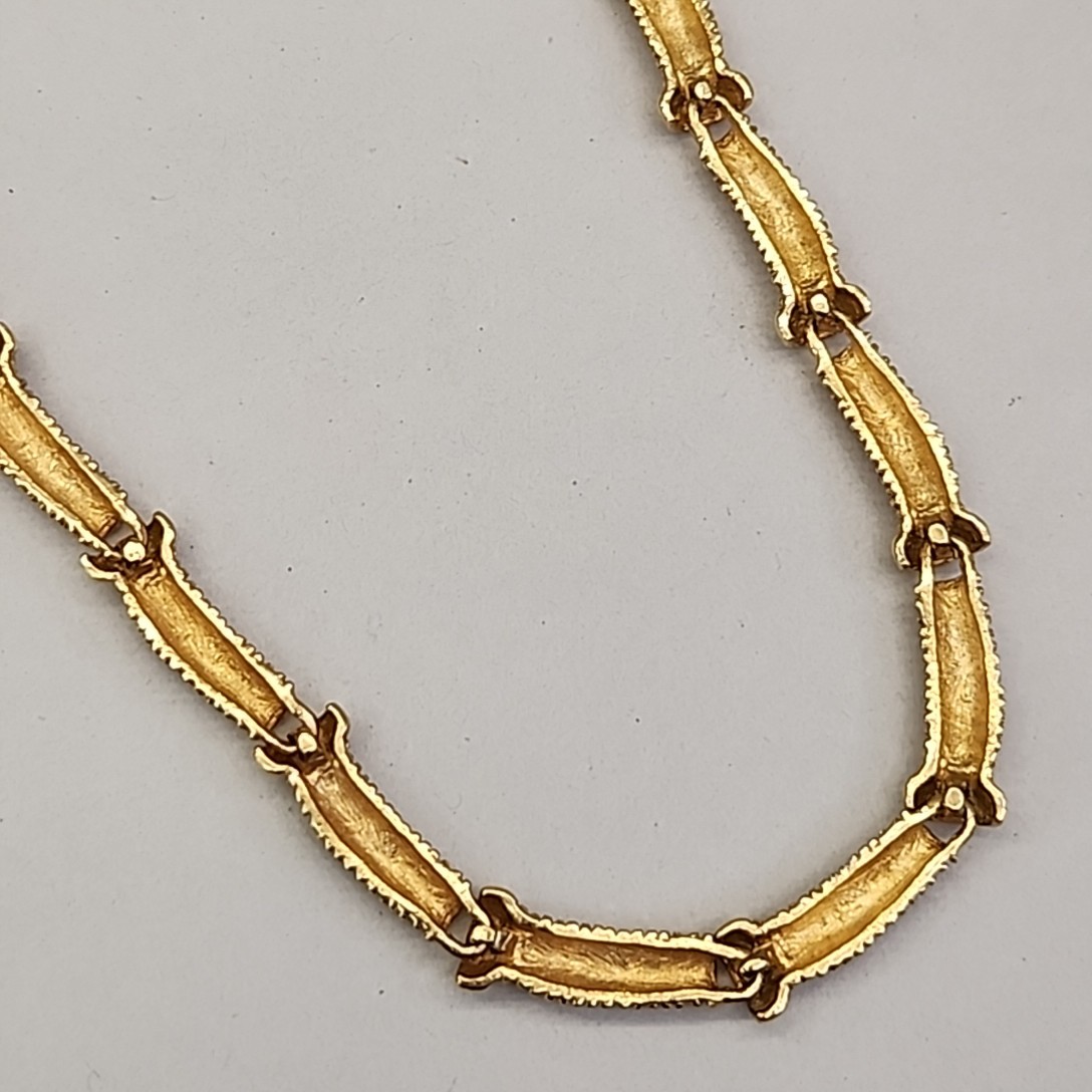 Vintage Avon Necklace Choker Pebbled Gold Tone Links 16.5″