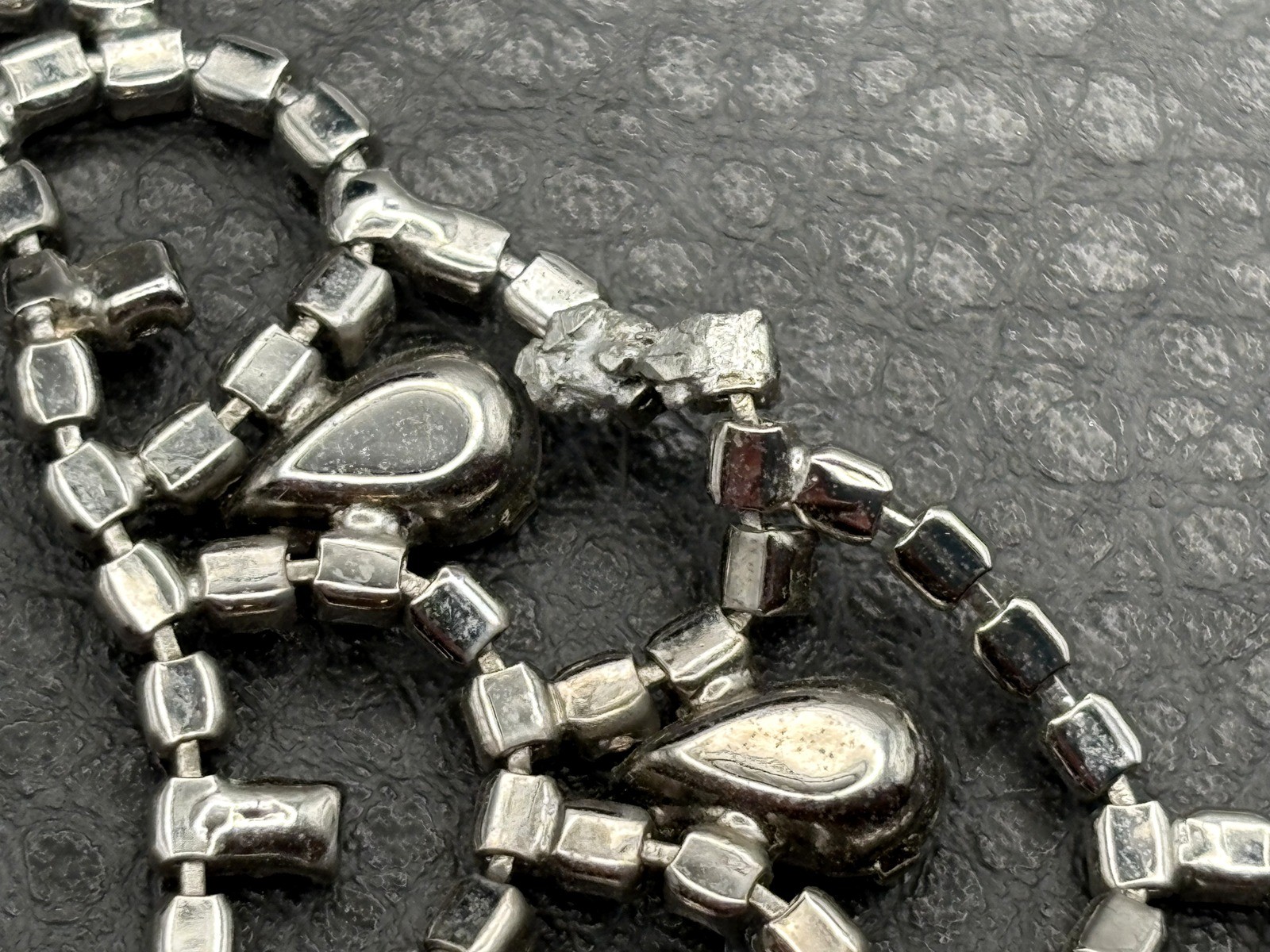 Vintage Rhinestone Crystal Black Clear Statement Necklace Silver Tone Bib READ