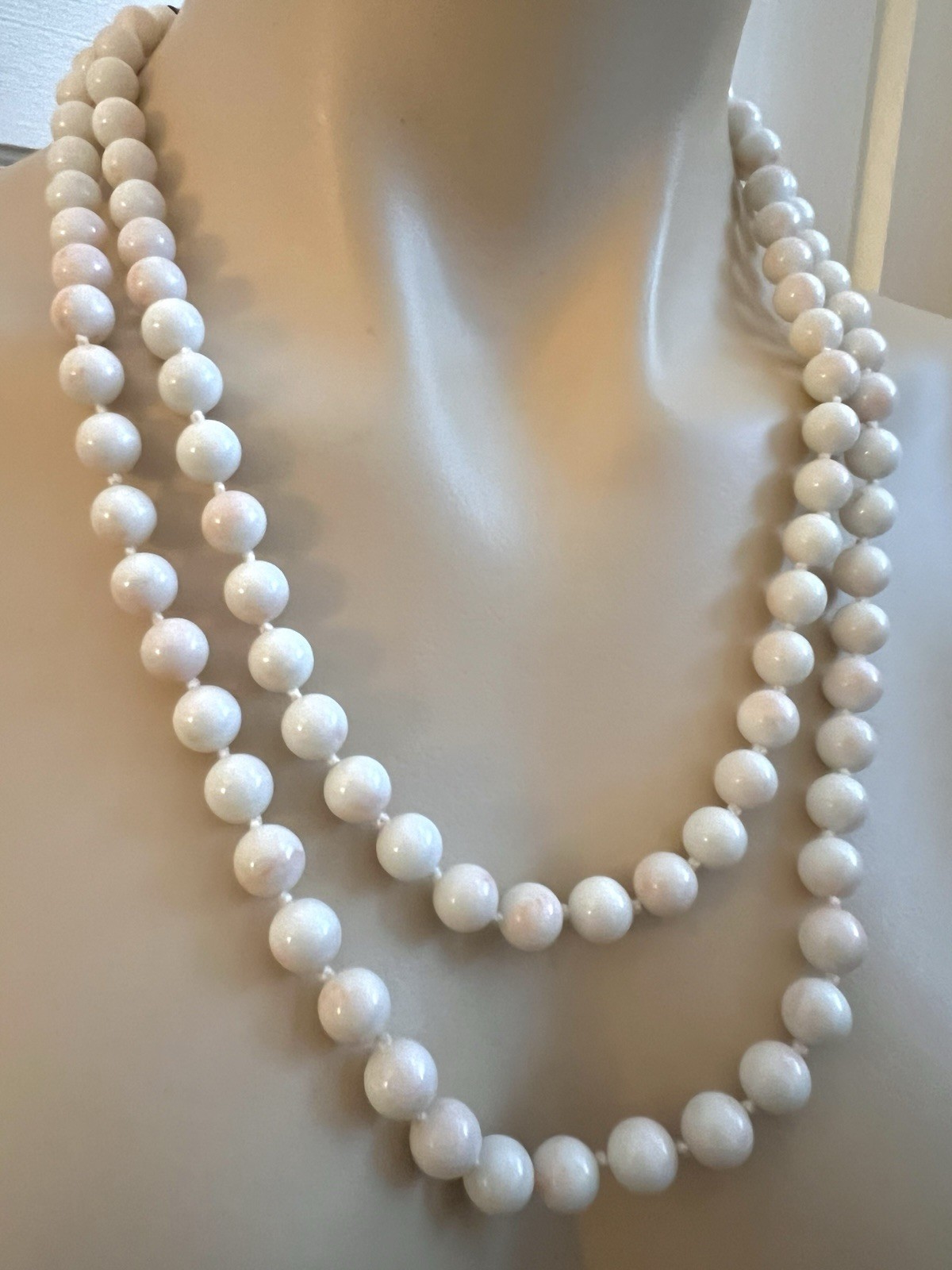 Vintage William De Lillo Faux Angel Skin Coral Knotted Bead 49 In Long Necklace