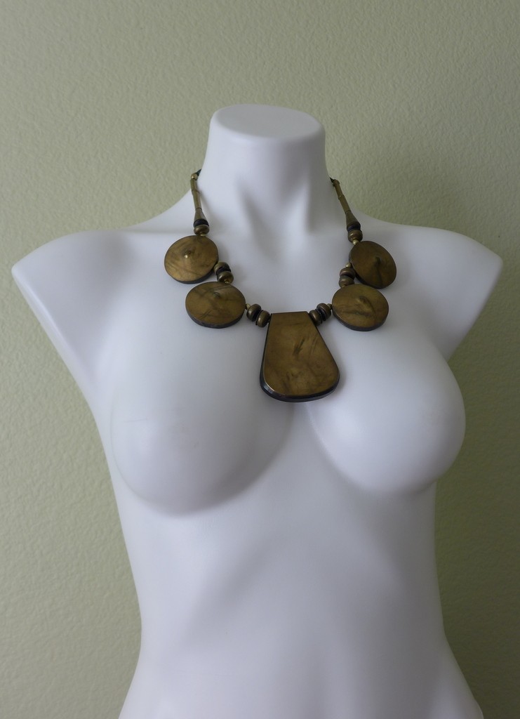 Estate Vintage Large Metal /Resin/Leather Cord Statement BOHO Tribal Necklace
