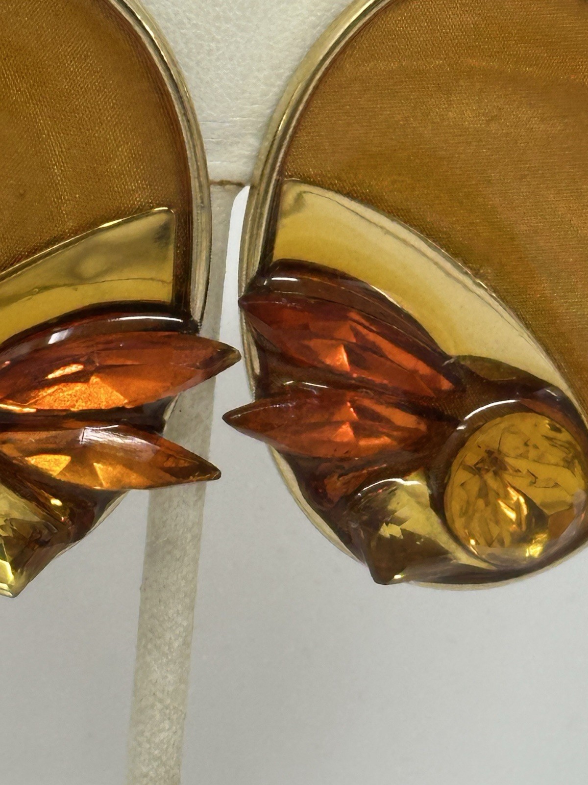 Vintage Mid-Century Lucite Clip-On Earrings BOLD Amber & Gold Tone 1950s Retro