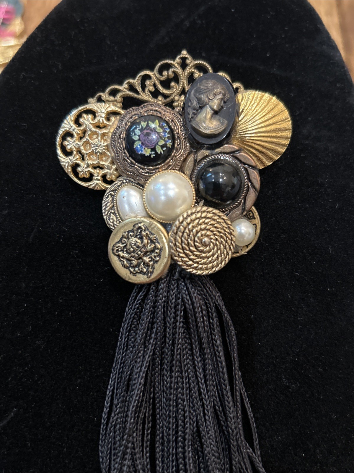Vtg Collected layered Victorian Style Pin Brooch Gold Tone Fringe Cameo Pearl