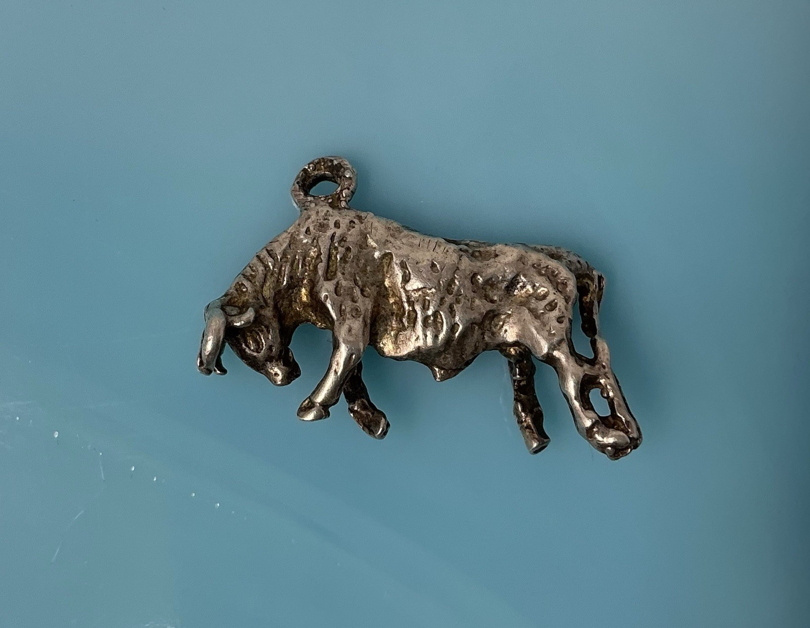 Vintage Sterling Silver Solid Head Down Bull Cow Longhorn Steer Spain Charm 4.4g