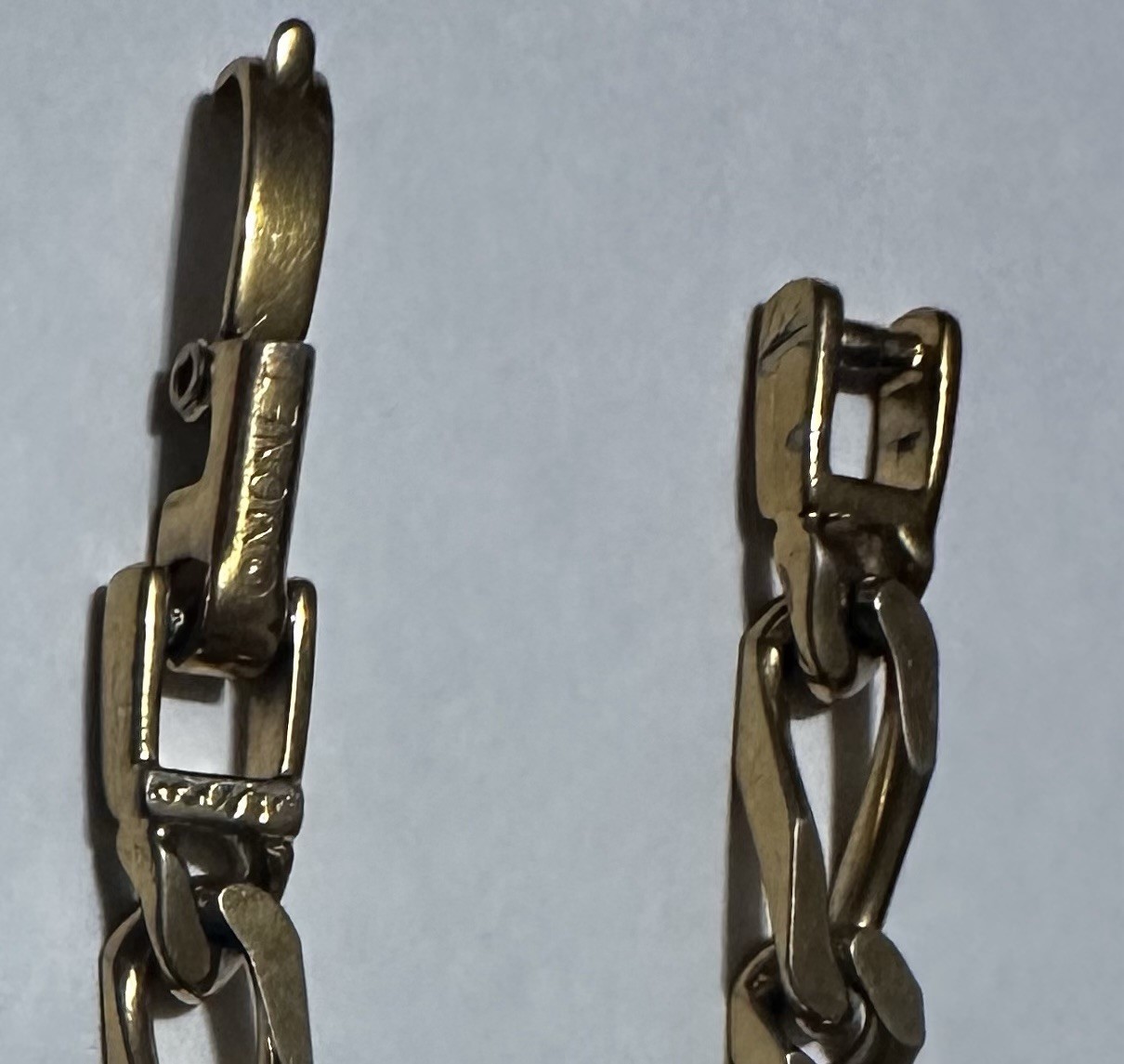 Vintage 1970s Signed Monet Gold-Tone Figaro Chain Necklace 19.5”