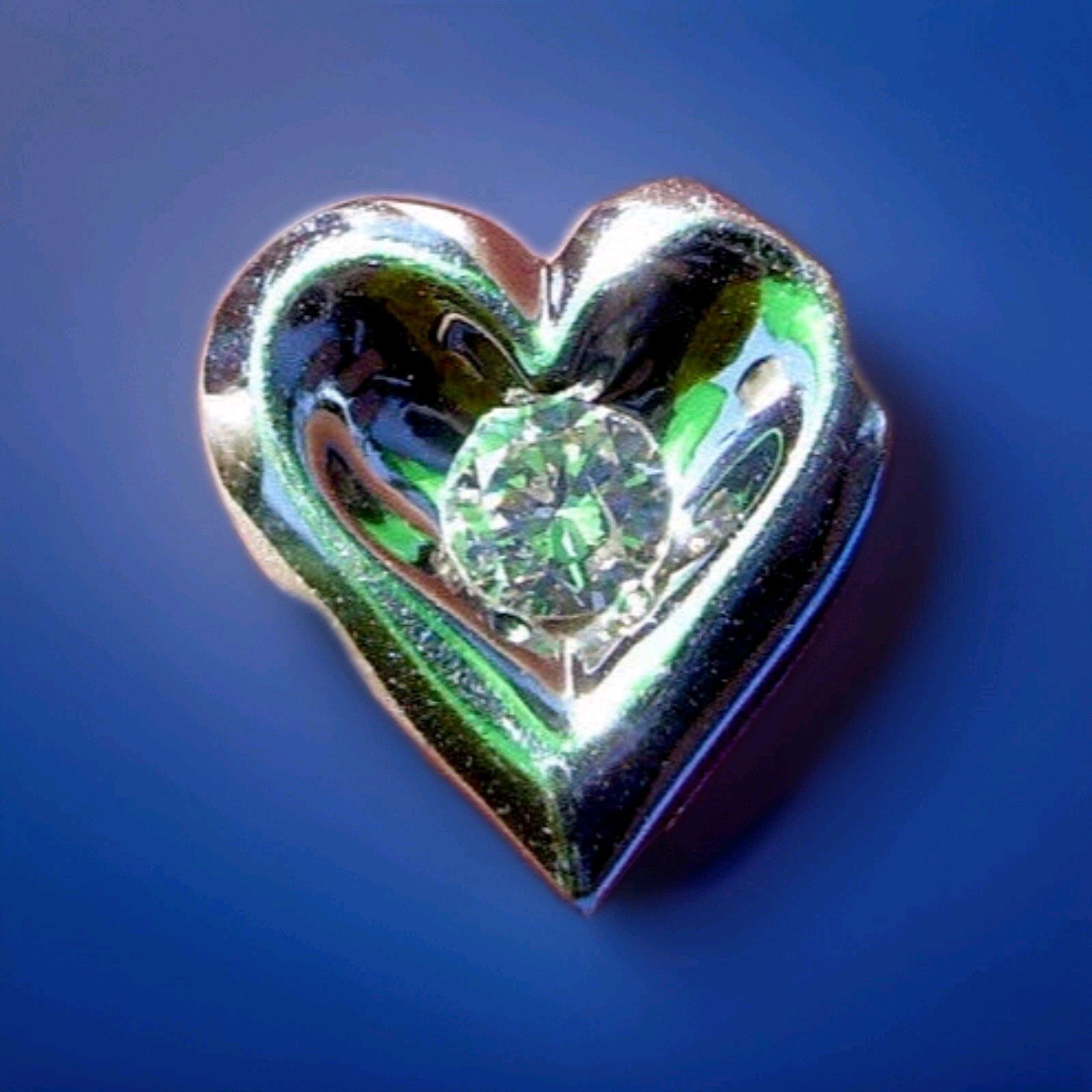 EARTH MINED DIAMOND Heart of Life Pendant SOLID 14K WHITE GOLD Medallion Charm