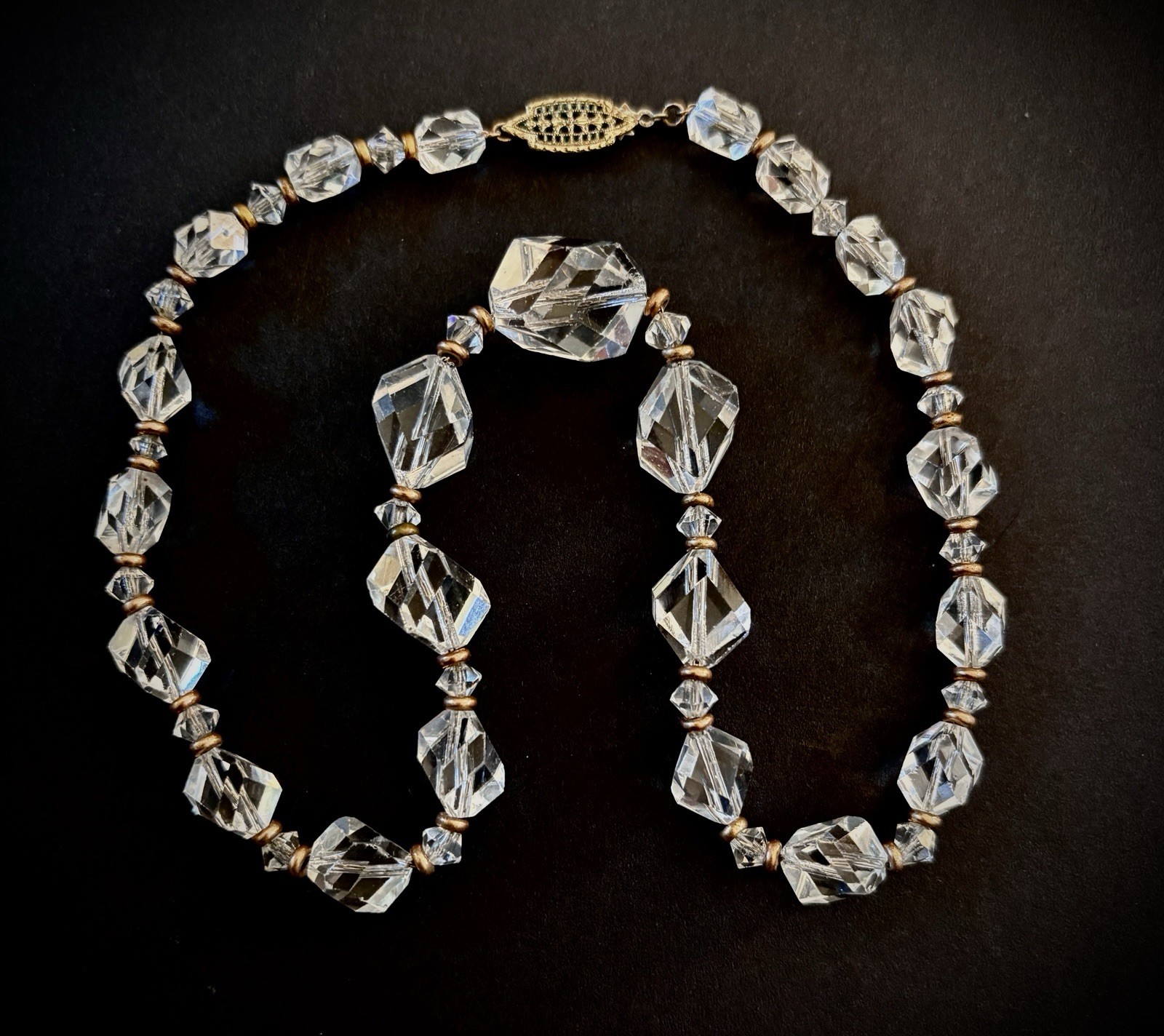 Vintage Art Deco Crystal/Faceted Glass Graduated Beaded Necklace Strung on Chain