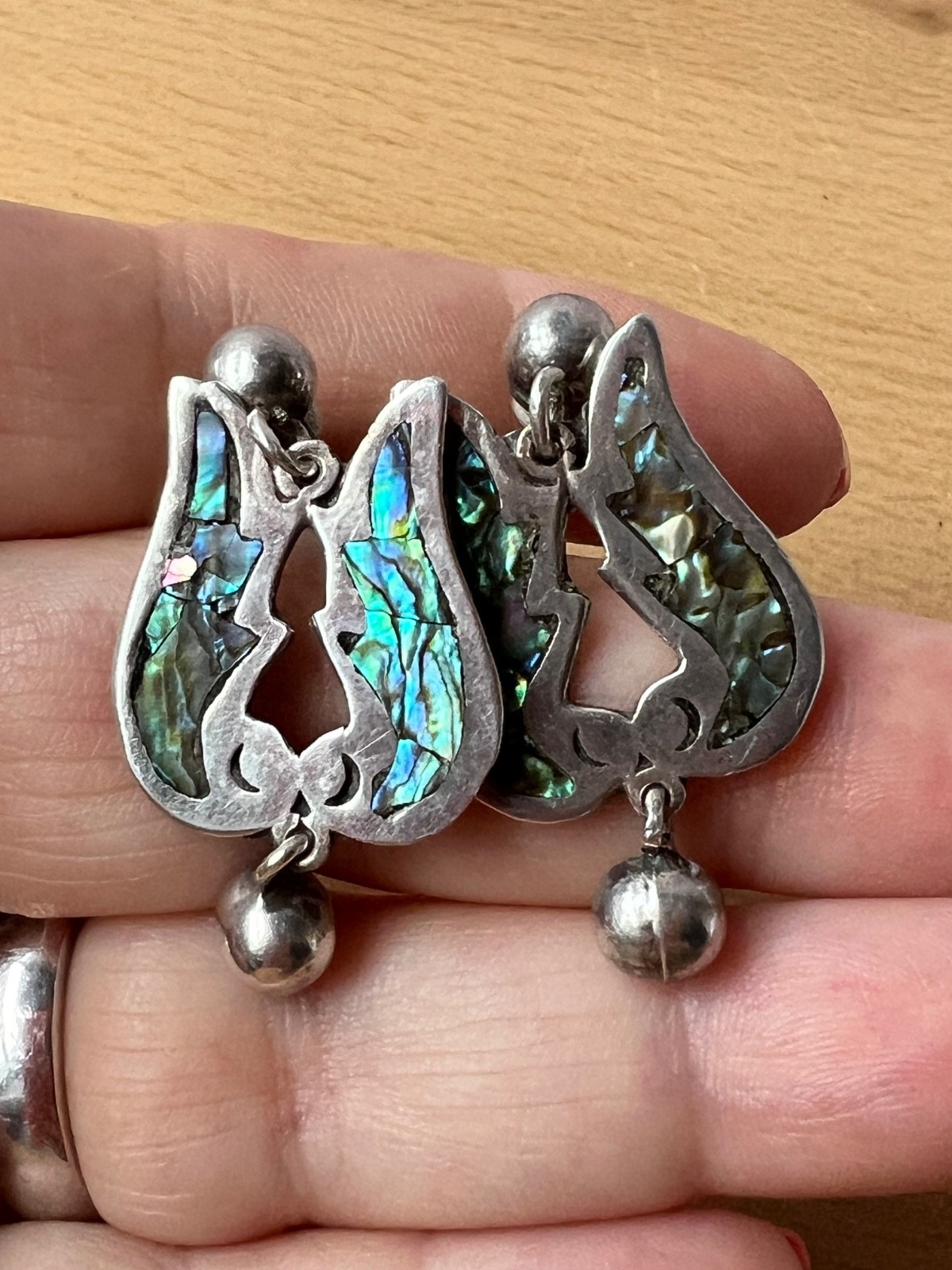 VINTAGE TAXCO MEXICO TULIP DESIGN ABALONE SCREW BACK EARRINGS 925 STERLING SLVER