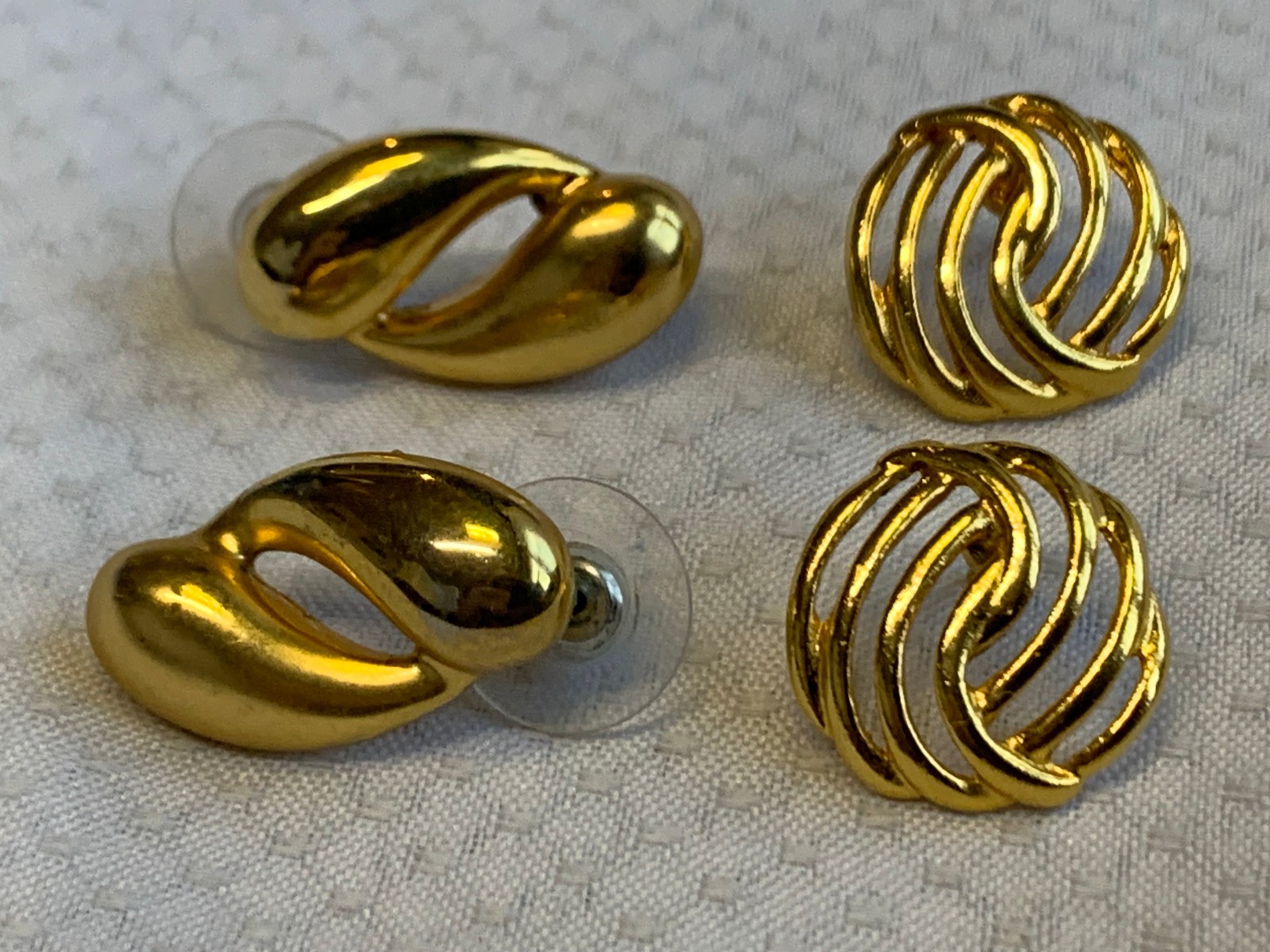 Vtg Earring Lot Costume Jewelry Monet LTR Avon Camphor Glass Enamel Faux Gems