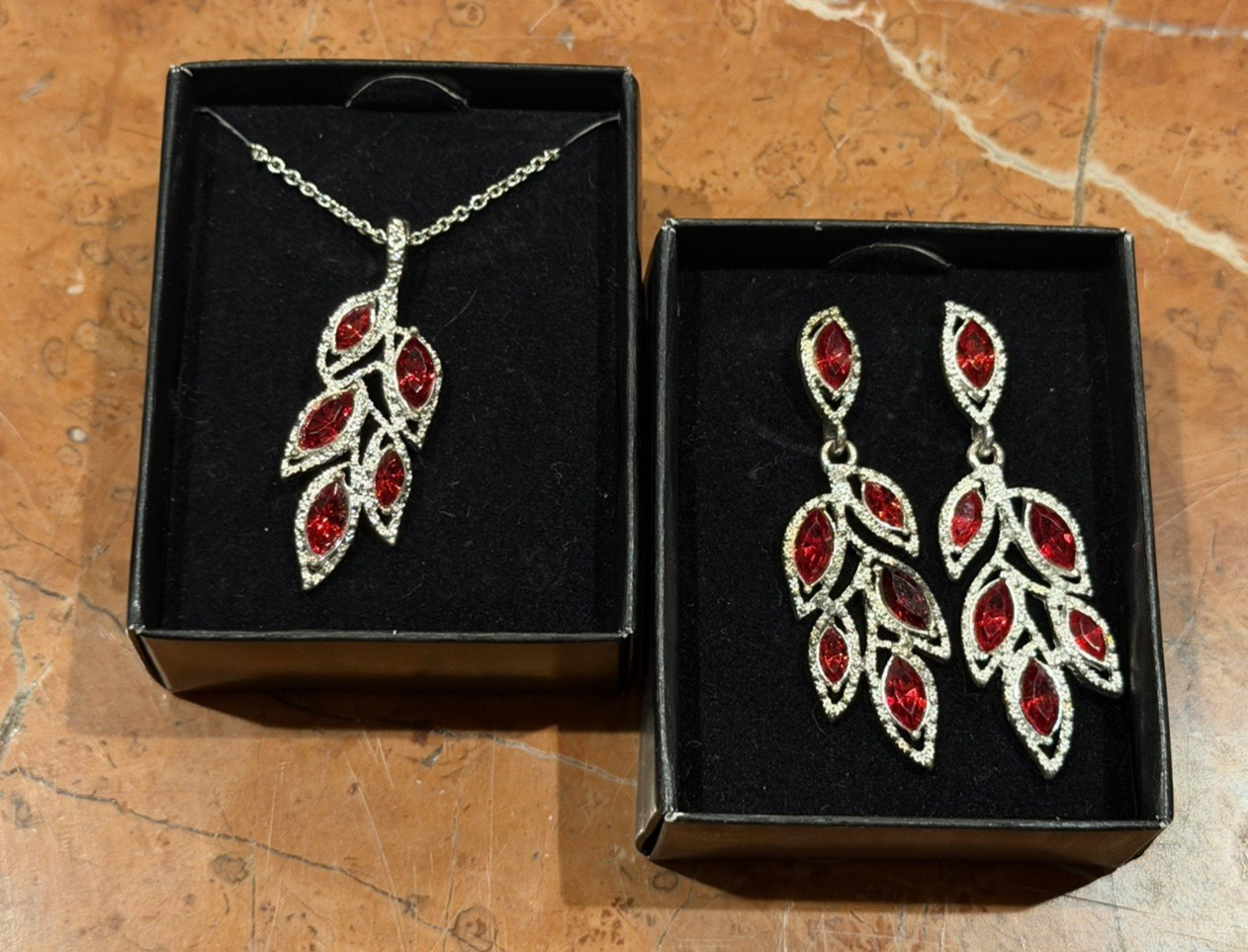 AVON SAQ NRT SHB NECKLACE EARRING BRACELET PEARL TURQUOISE RUBY HEART LOT NEW LN