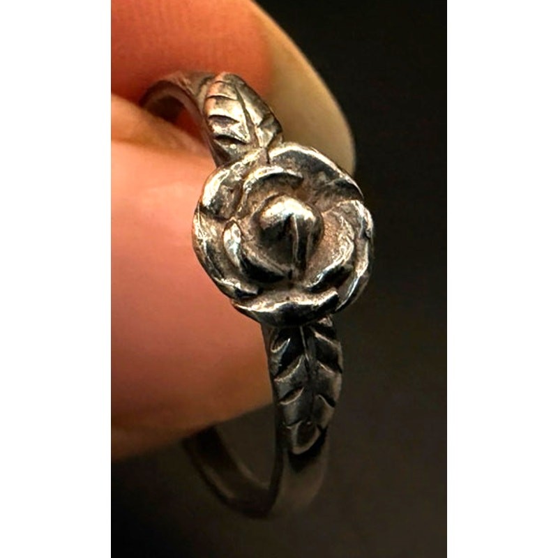 Antique Sterling Silver Rose Ring