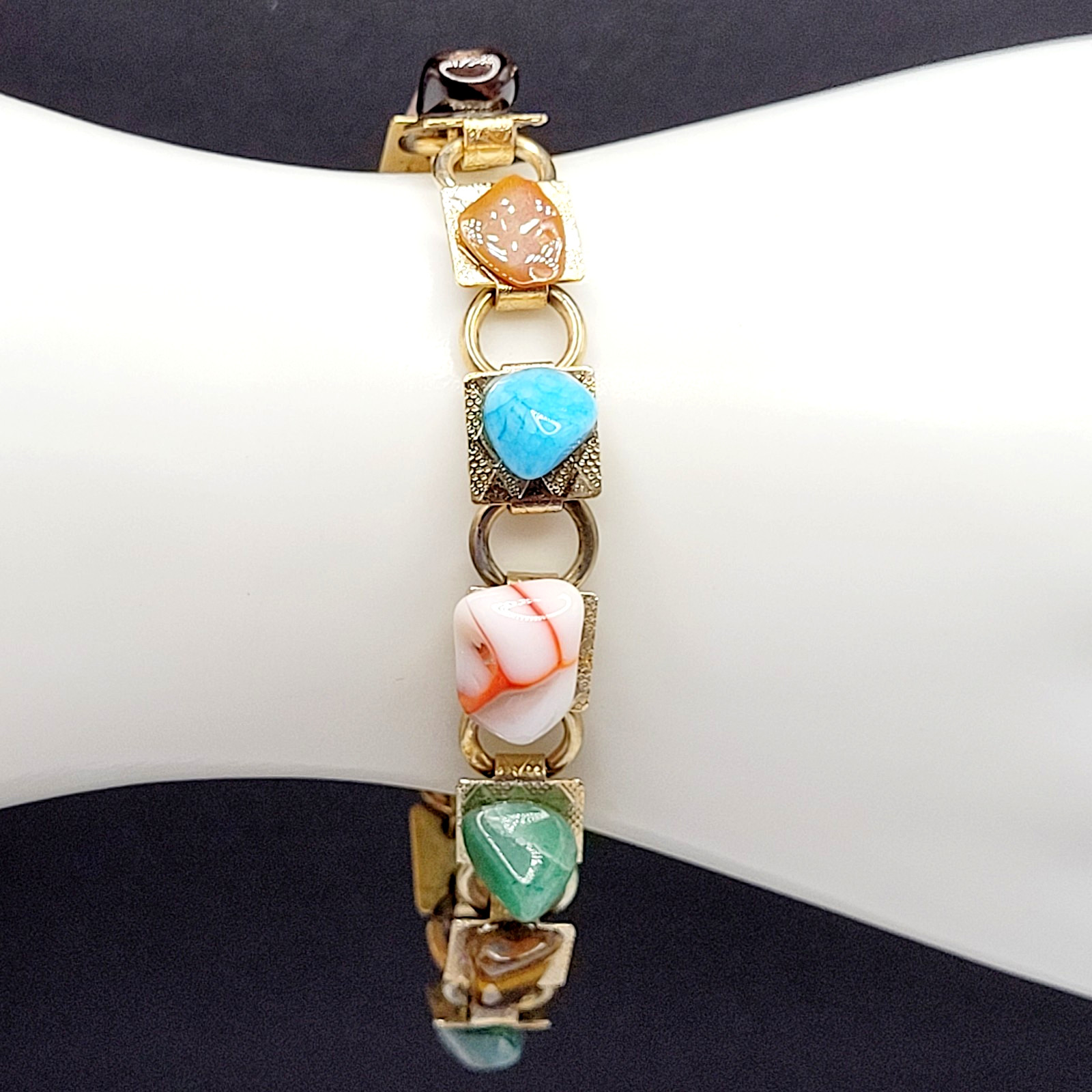 Souvenir Louisiana Natures Worldwide Polished Gemstones Gold Tone Vtg Bracelet