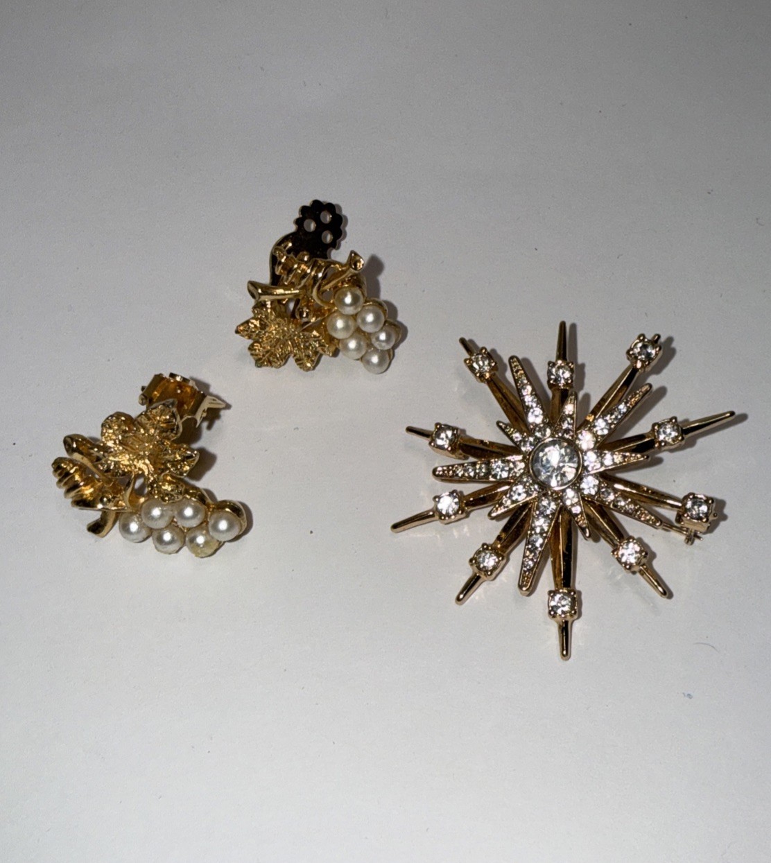 Vintage Gold Tone Clip Earrings Pearl Grape Clusters & Golden Starburst Brooch