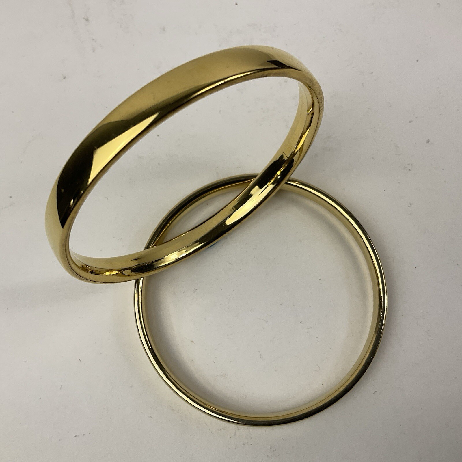 Vtg 80’s Old Stock New in Box Tacoa Gold Bangles 2 Pair 8mm Shiny Finish Size 8
