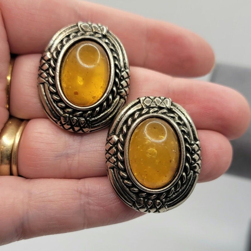Ben Amun Faux Amber Clip On Earrings Antiqued Silvertone Cabochon Signed Vintage