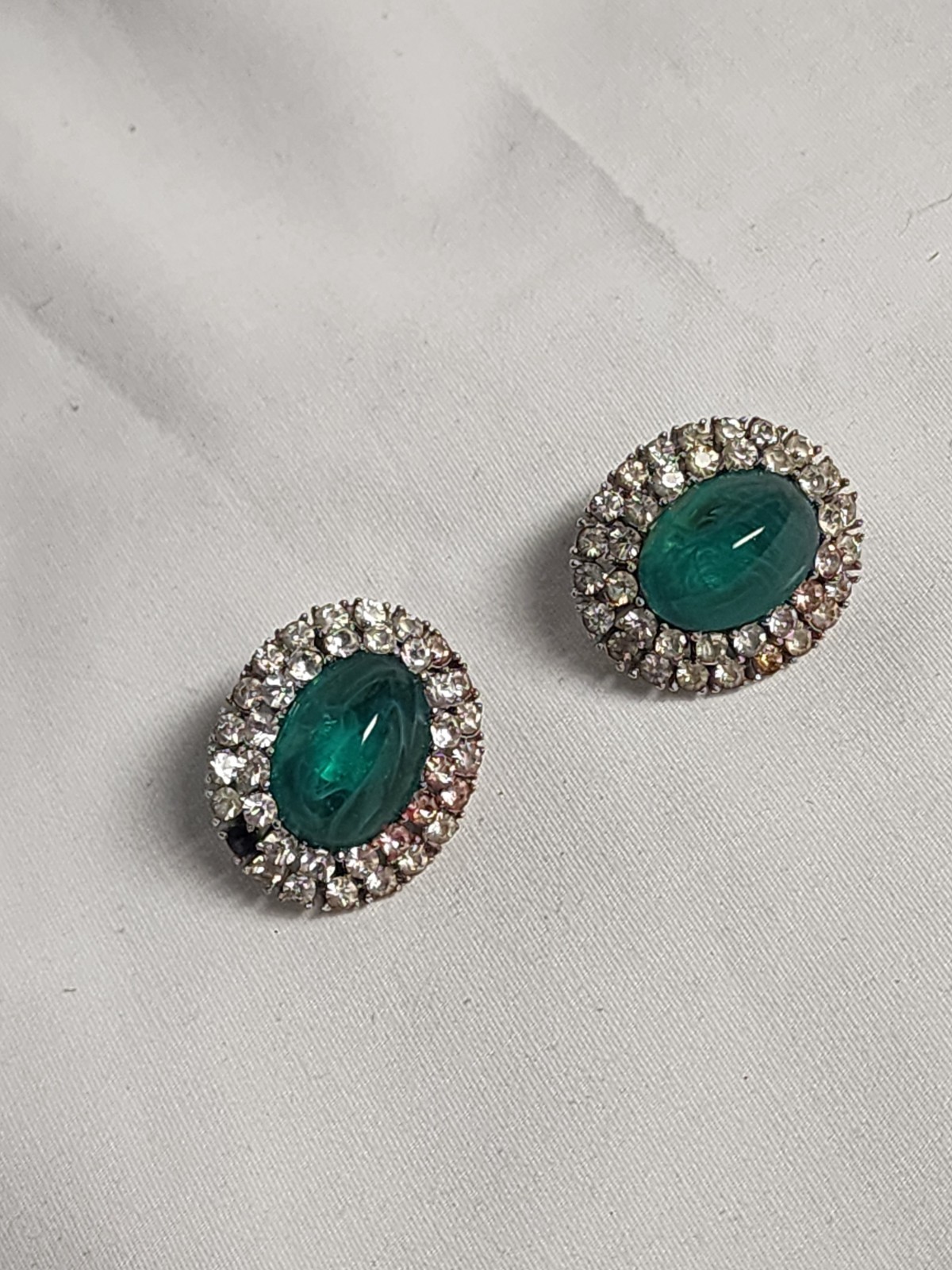 vtg Trifari SilverTone Rhinestones& Green faux emerald Cabochon ClipOn earrings