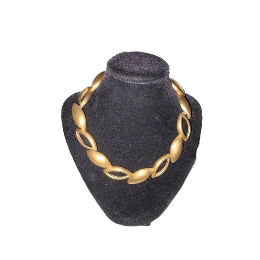 Vintage Monet Gold Tone Brushed Matte Finish Link Choker Necklace