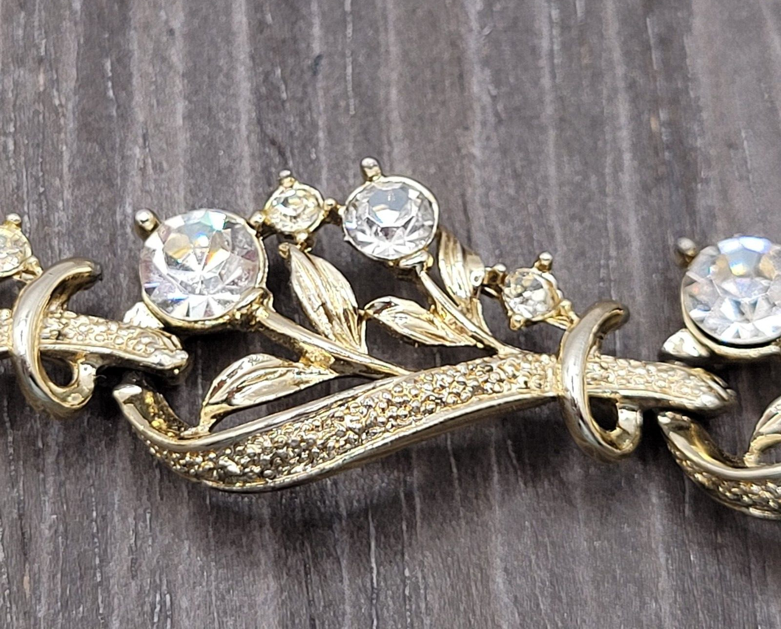 CORO 1960s Clear Rhinestone Bracelet Flower Theme Missing One Small Stone 7 Inch